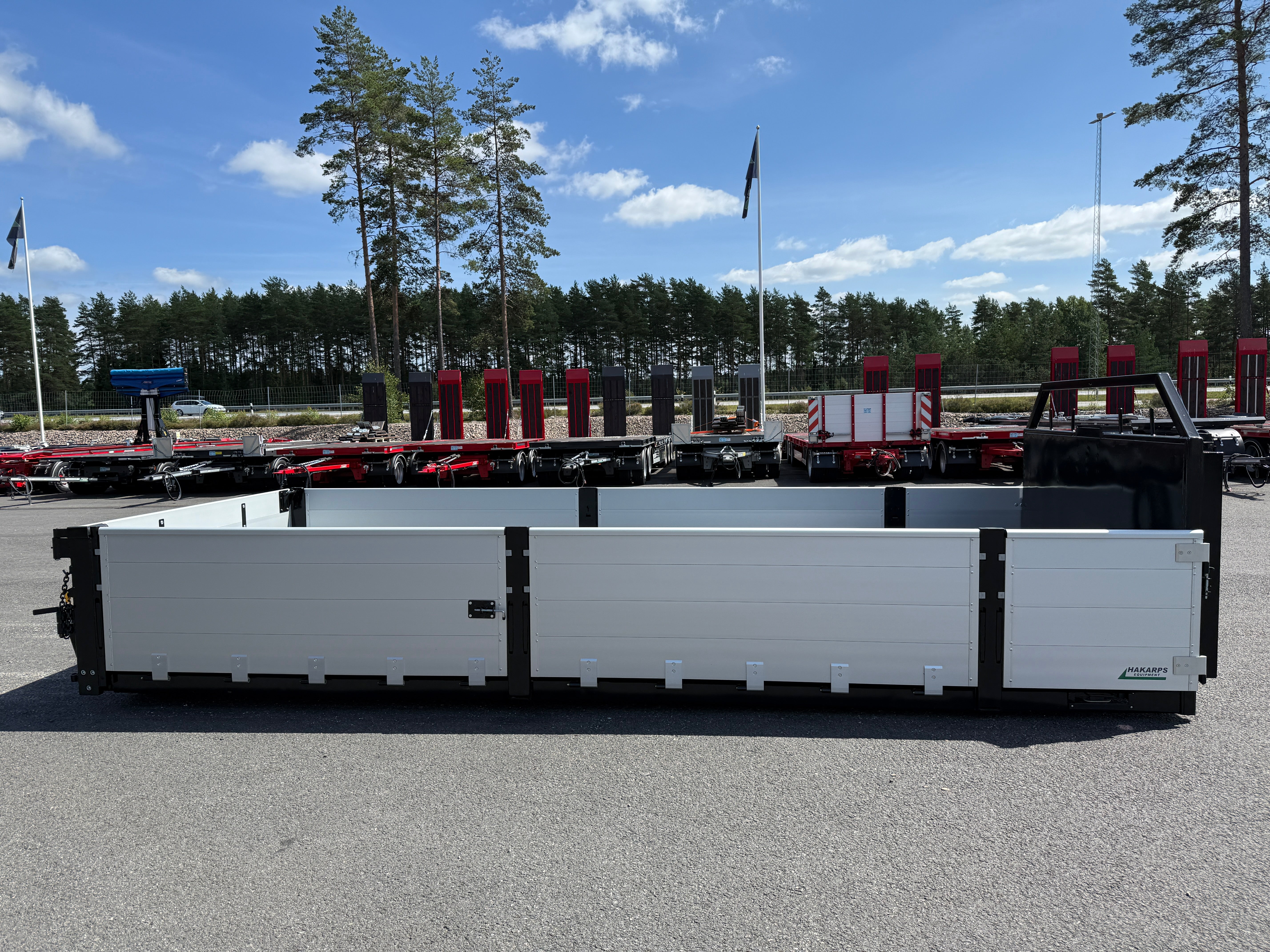 Lastväxlarflak med alulämmar grusförstärkt 6.000mm