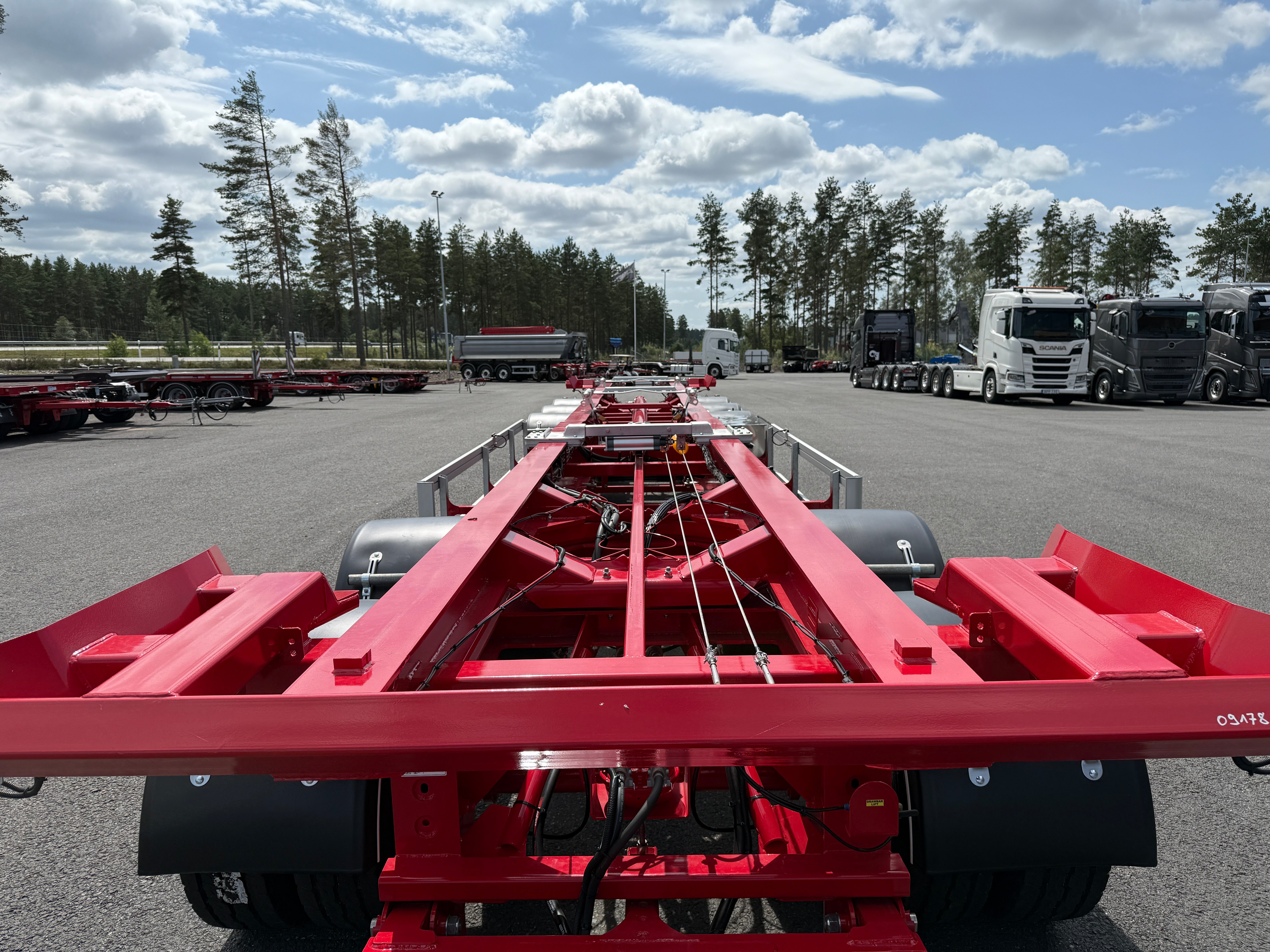 5 axlad 42 tons lastväxlarvagn med hydraulisk skjutkolv