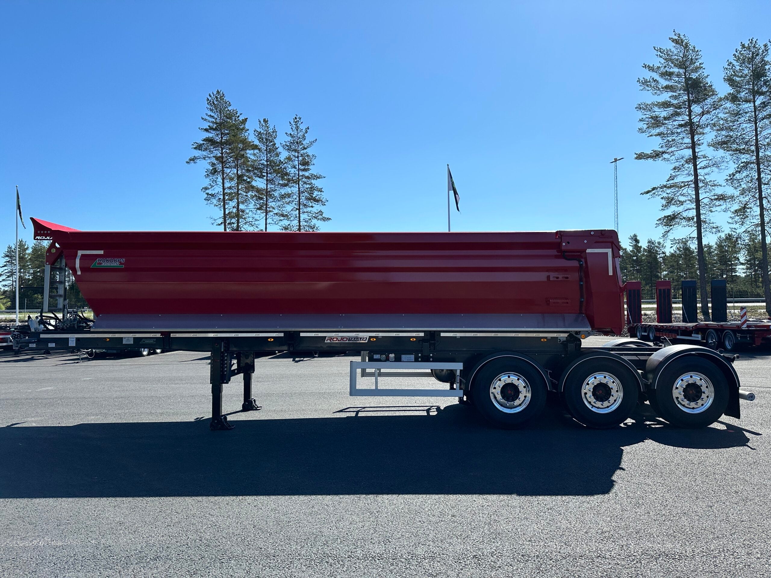 3 axlad ROJO - Tipptrailer med skjutbar trippel