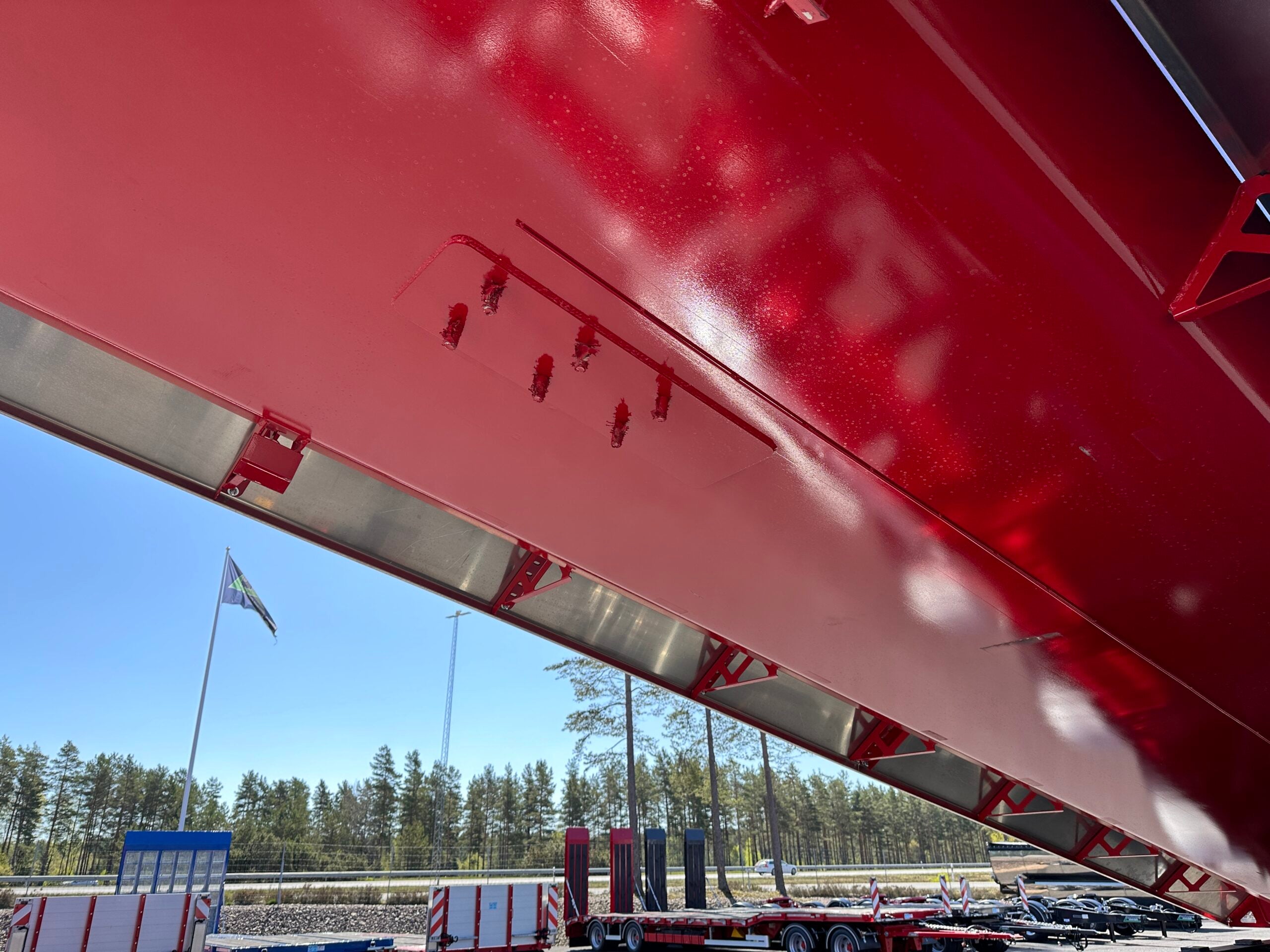 3 axlad ROJO - Tipptrailer med skjutbar trippel