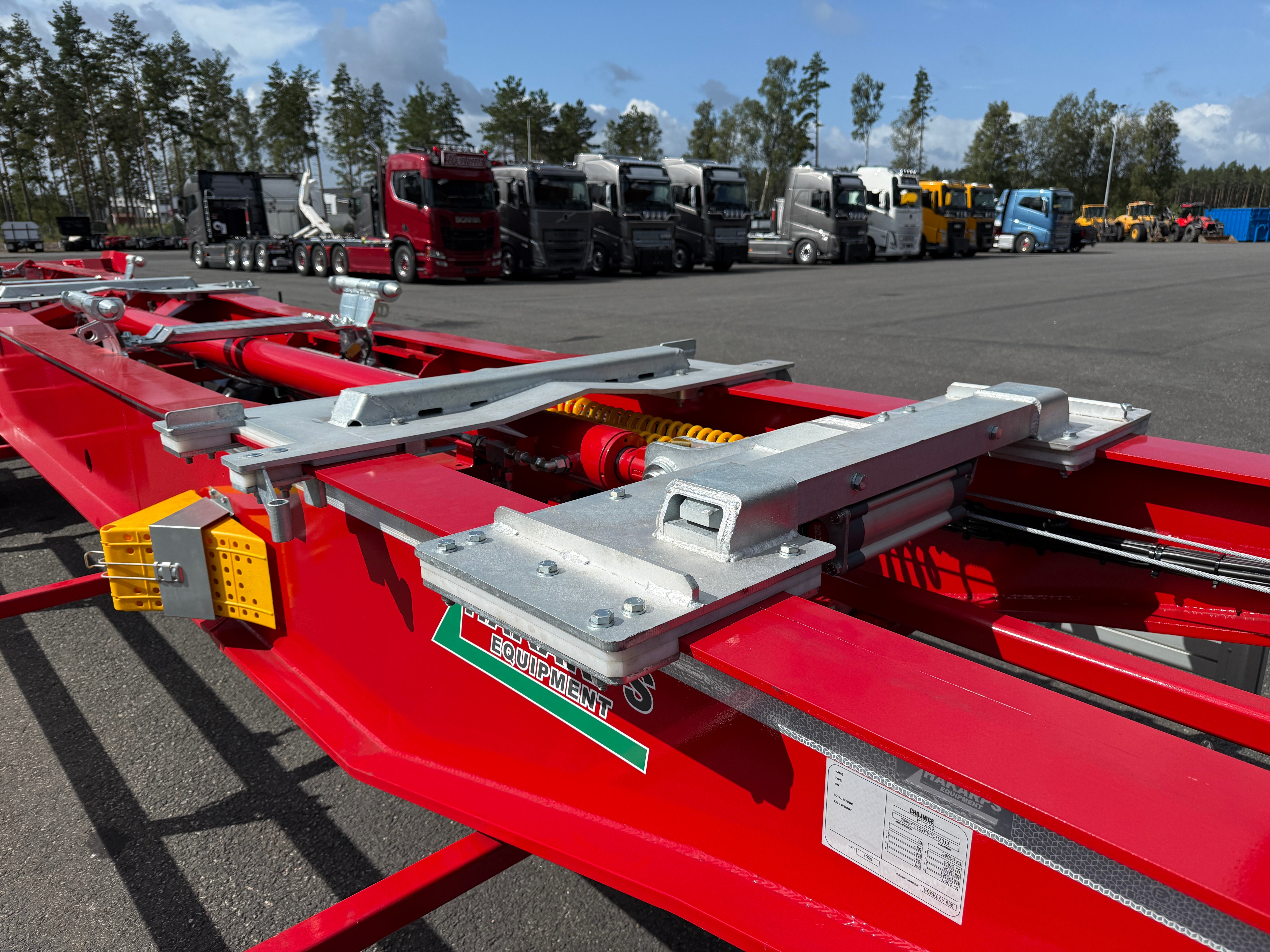 4 axlad 38 tons lastväxlarvagn med hydraulisk skjutkolv