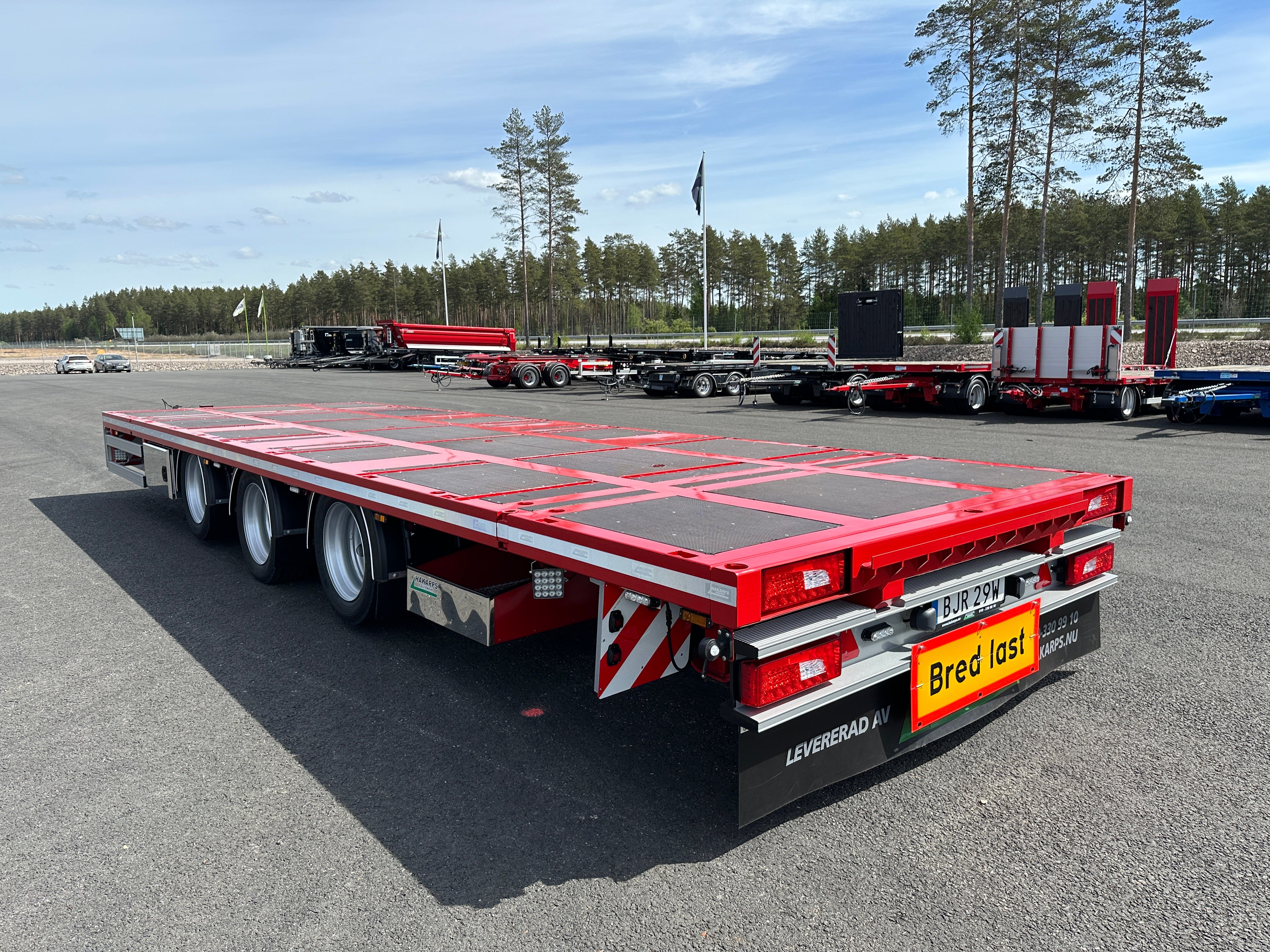 3 axlad 24 tons bodkärra 880mm lasthöjd