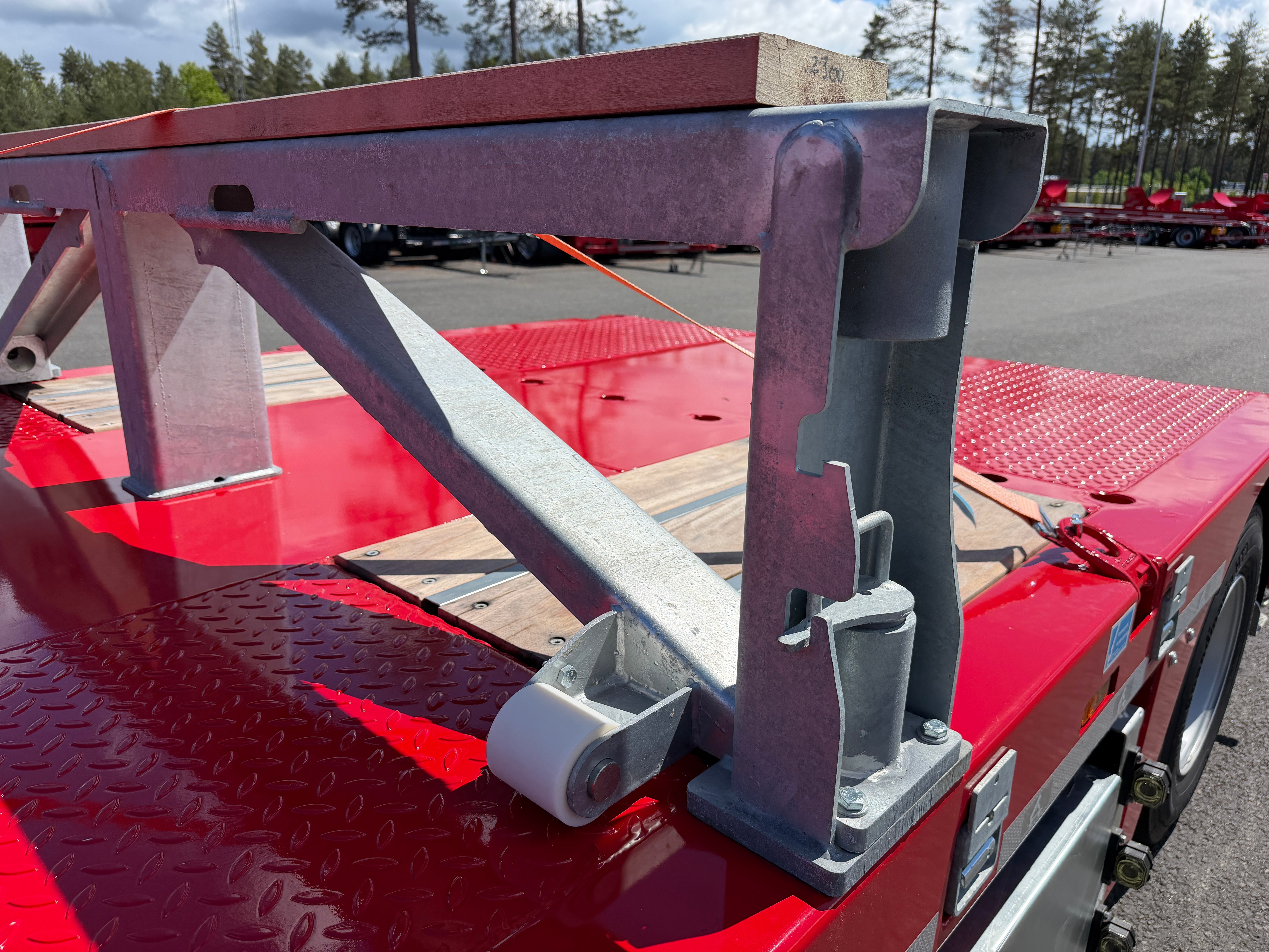 Langendorf 4 axlad 18,4m jumbotrailer med VSE styrning