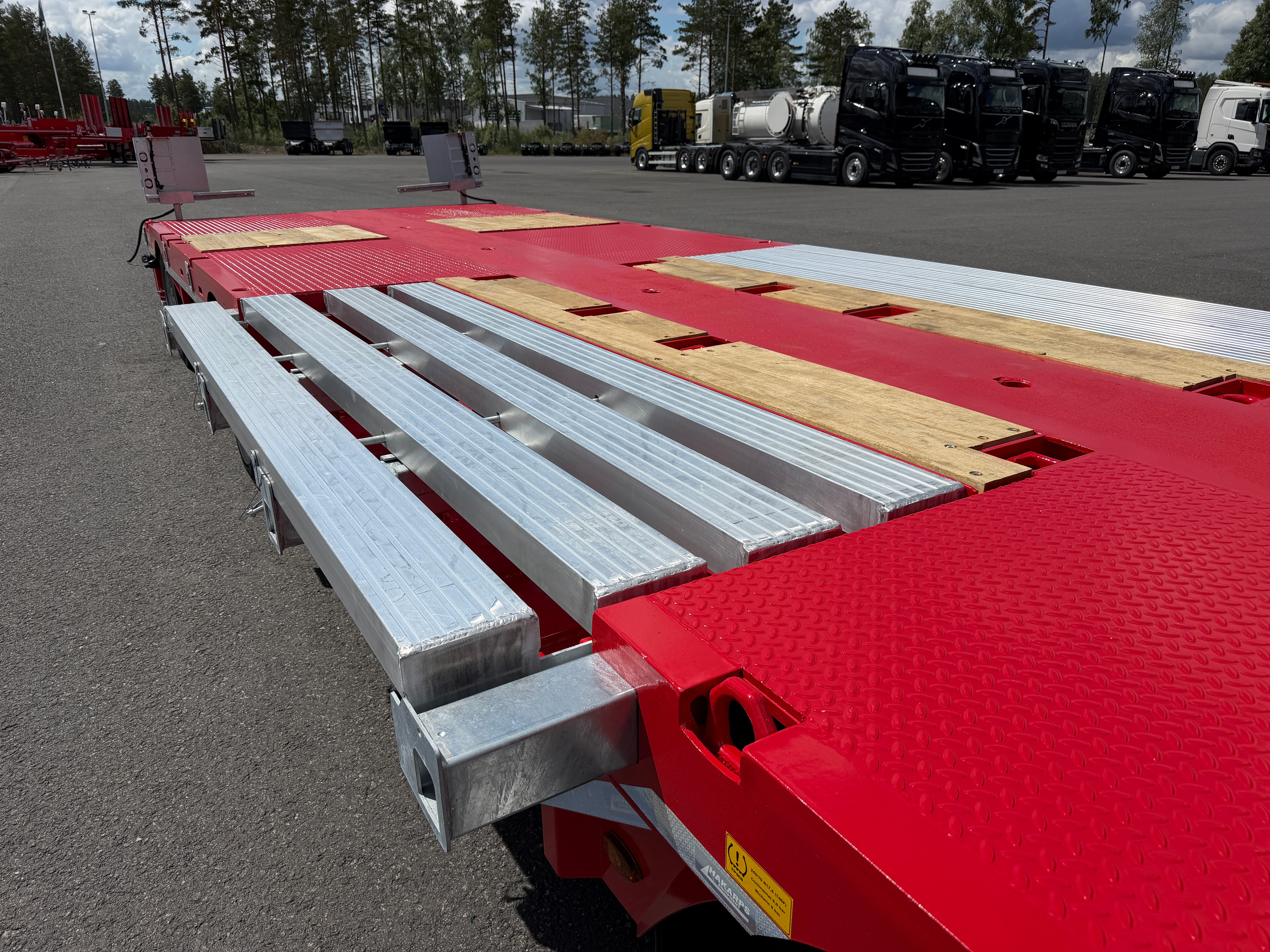 4 axlad ROJO 18,5m jumbotrailer med hjulfickor 38 tons skattevikt