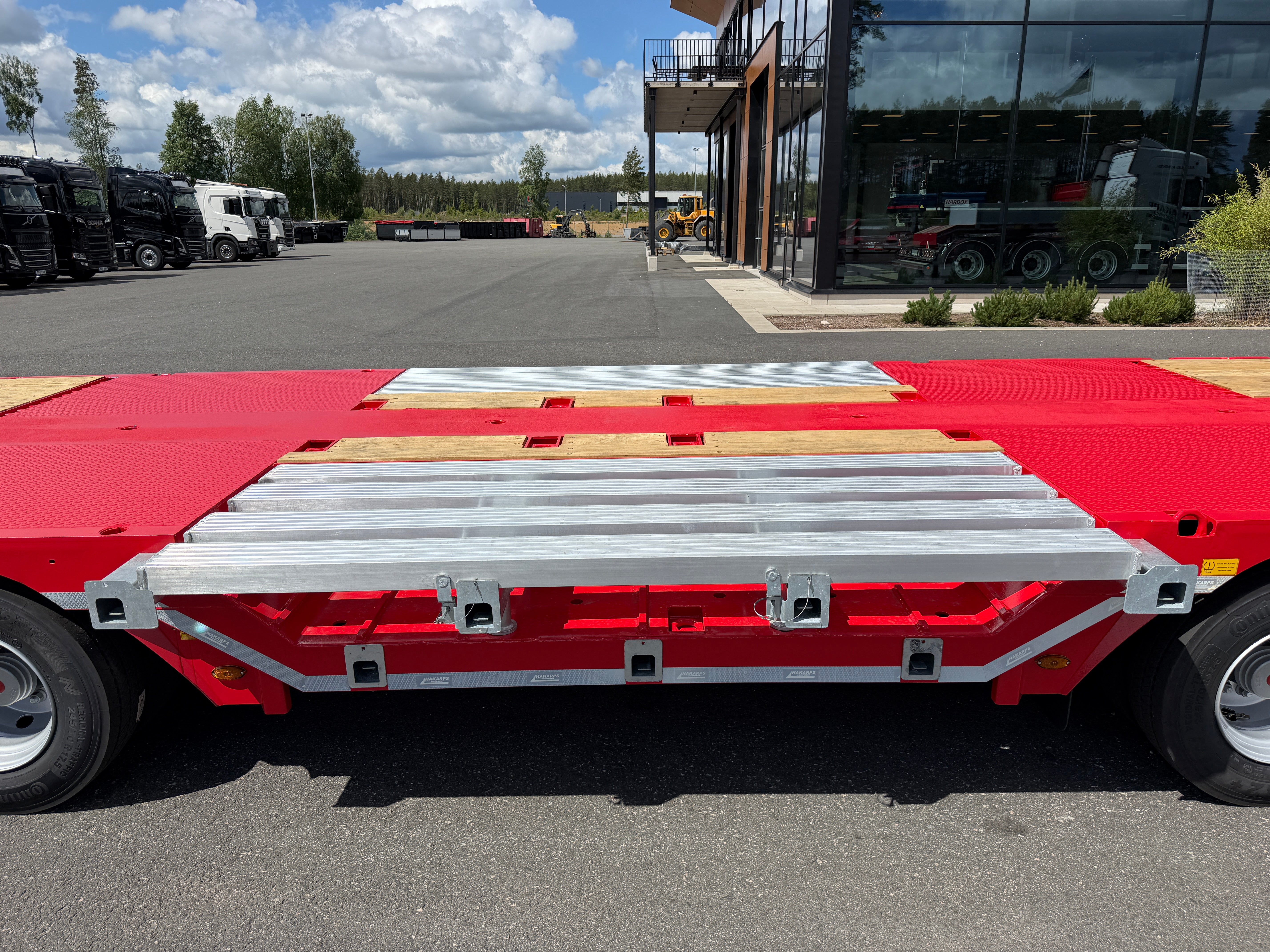 4 axlad ROJO 18,5m jumbotrailer med hjulfickor 38 tons skattevikt