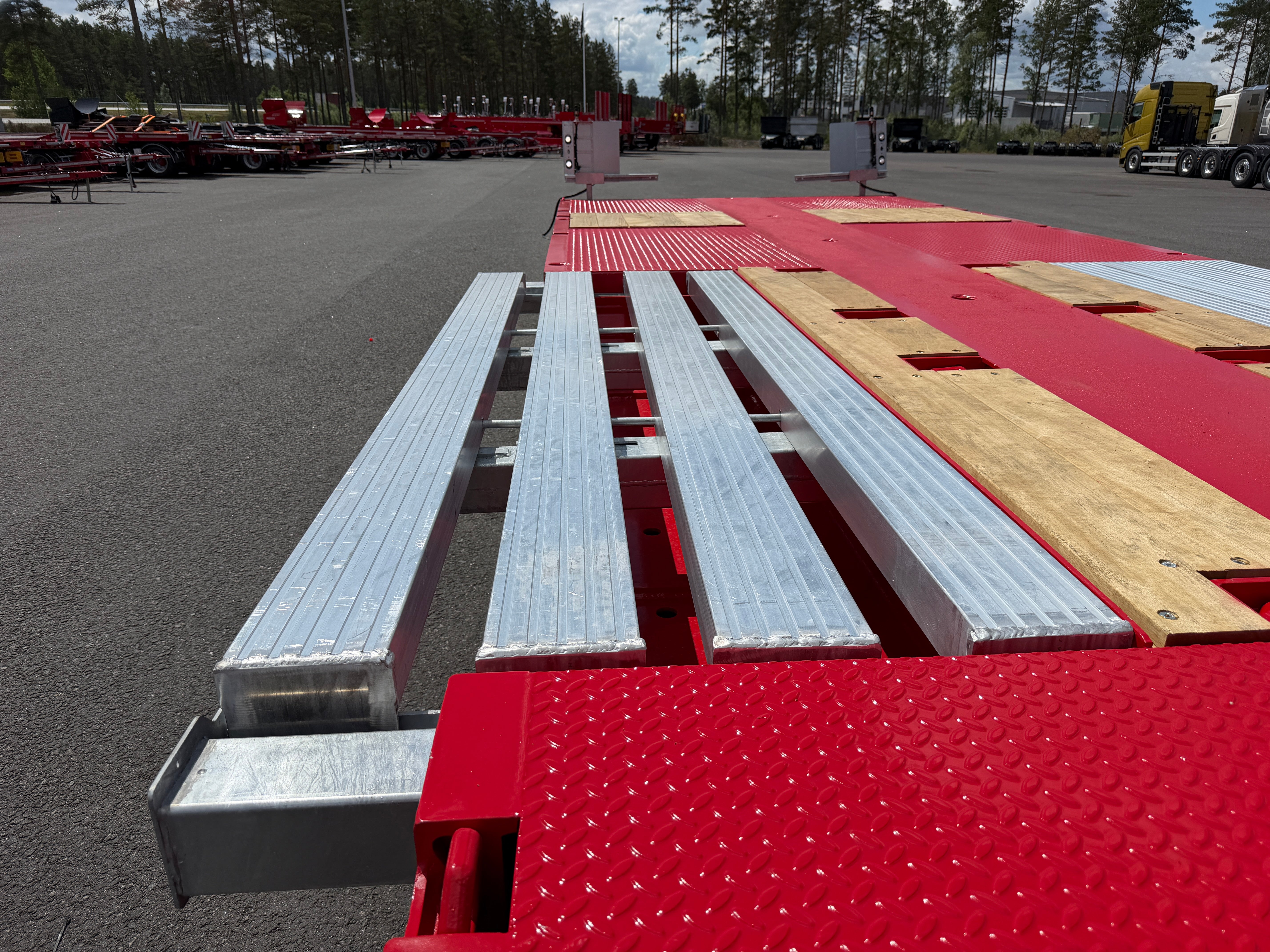 4 axlad ROJO 18,5m jumbotrailer med hjulfickor 38 tons skattevikt