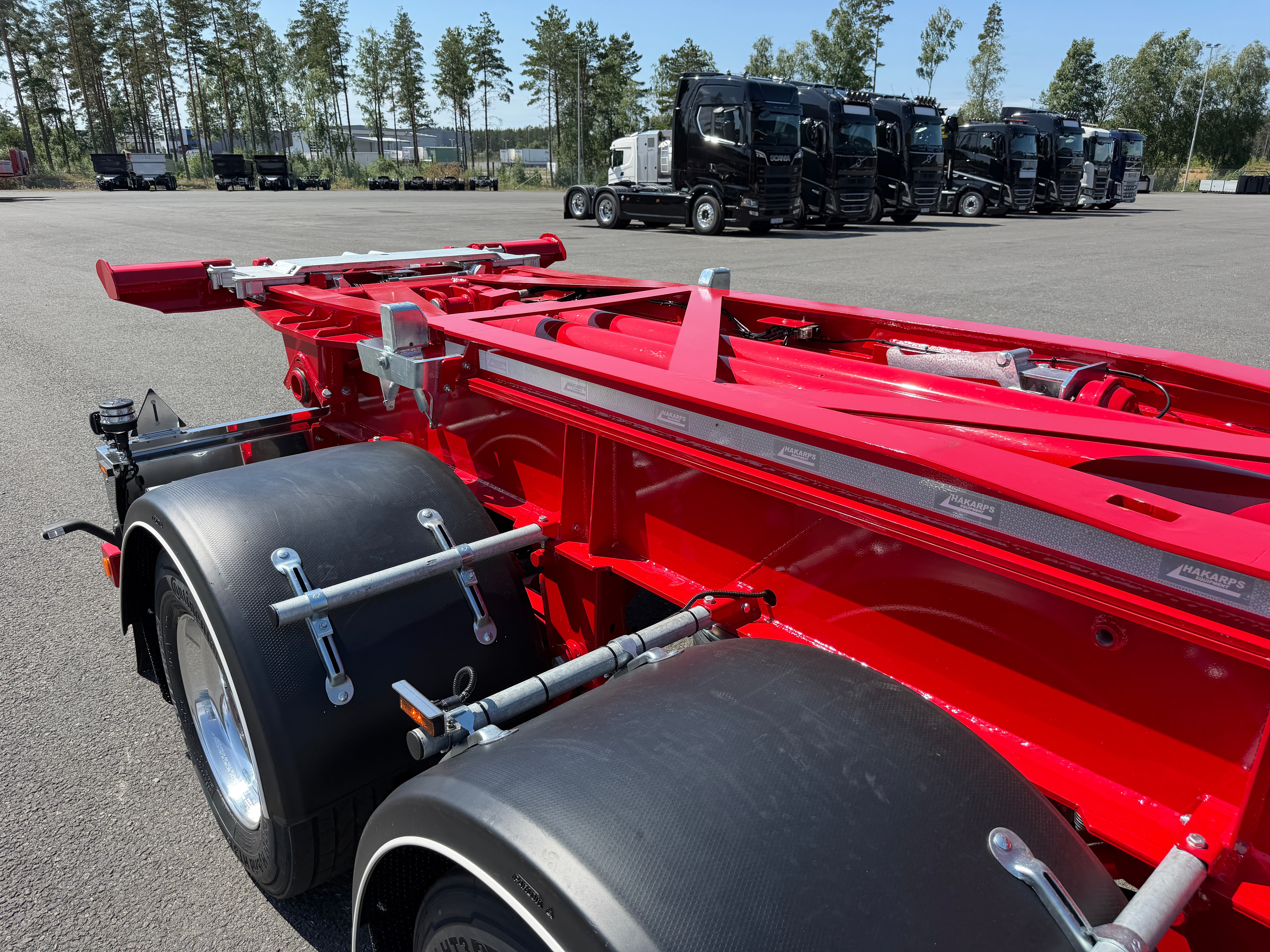 5 axlad 42 tons lastväxlarvagn 2 flak med skjutkolv + tipp