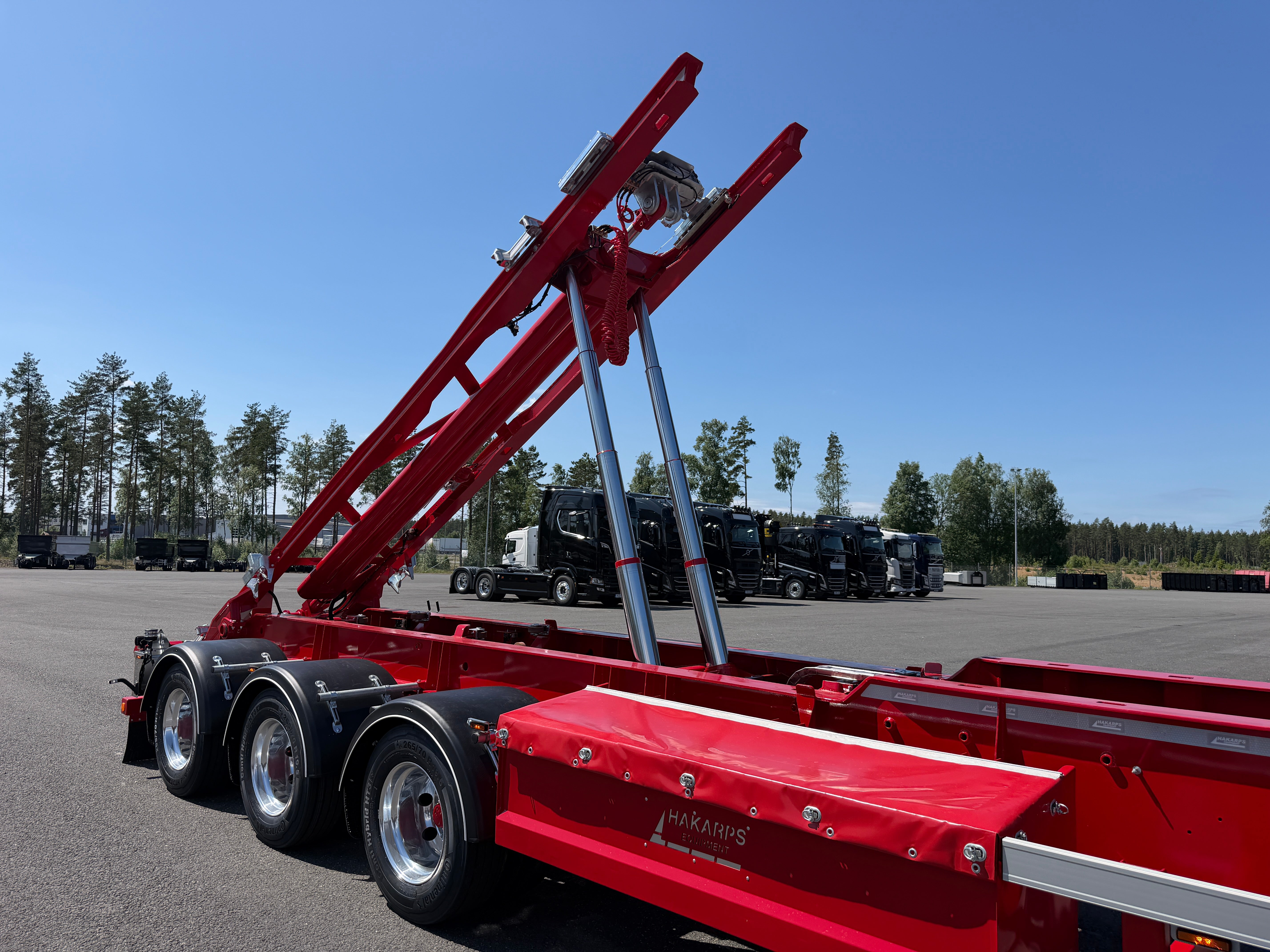 5 axlad 42 tons lastväxlarvagn 2 flak med skjutkolv + tipp