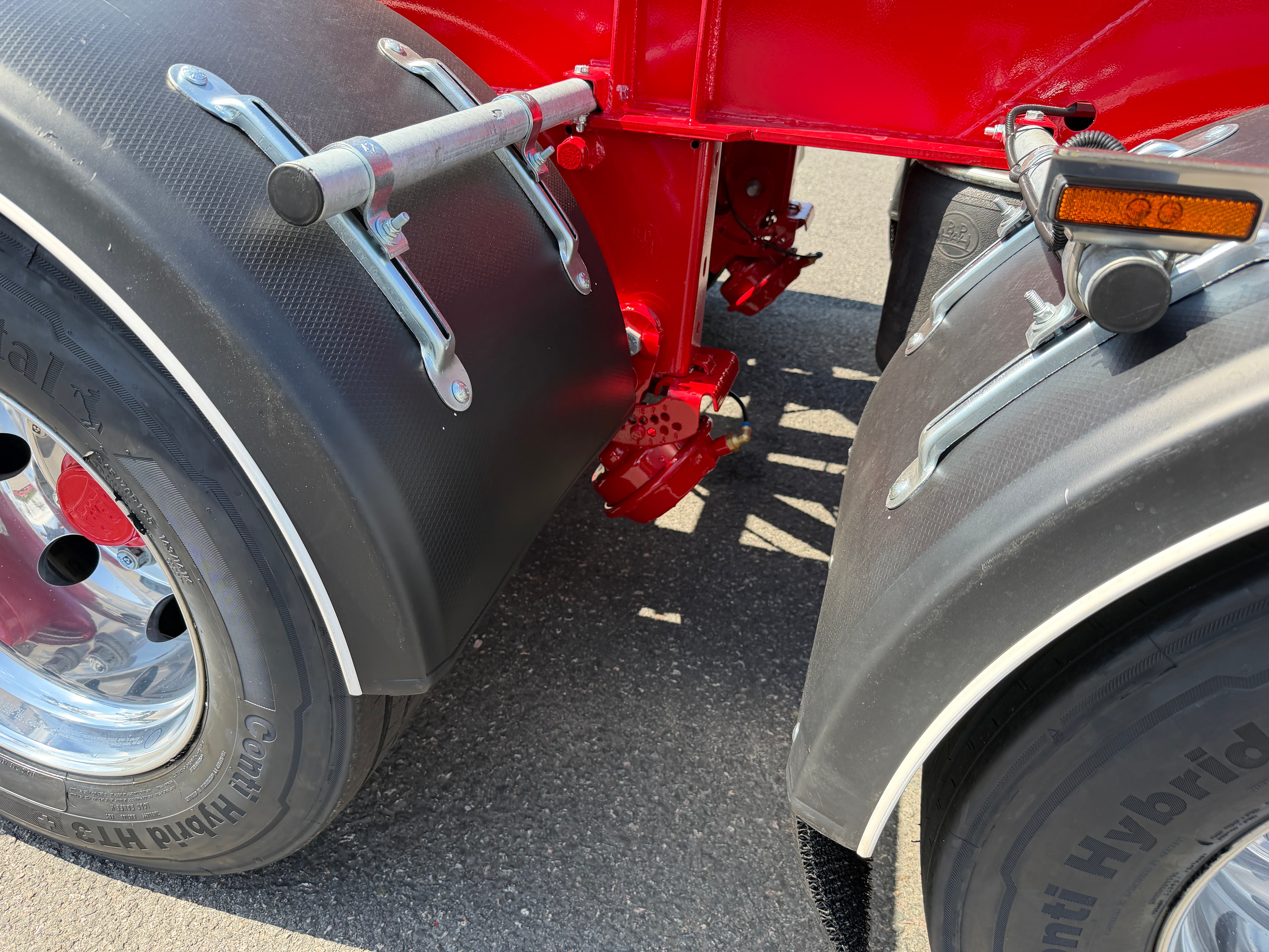 5 axlad 42 tons lastväxlarvagn 2 flak med skjutkolv + tipp