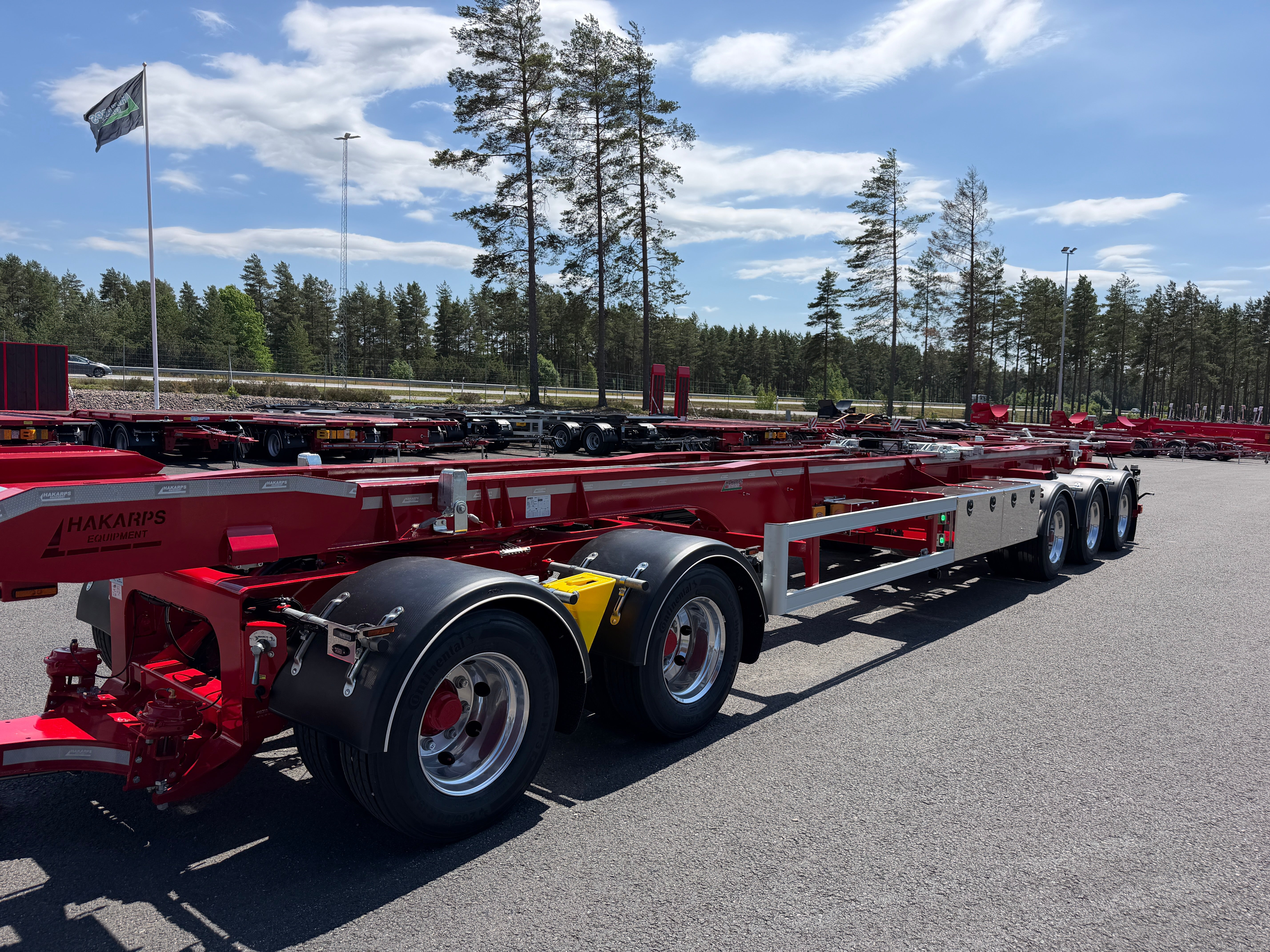 5 axlad 42 tons lastväxlarvagn 2 flak med skjutkolv + tipp