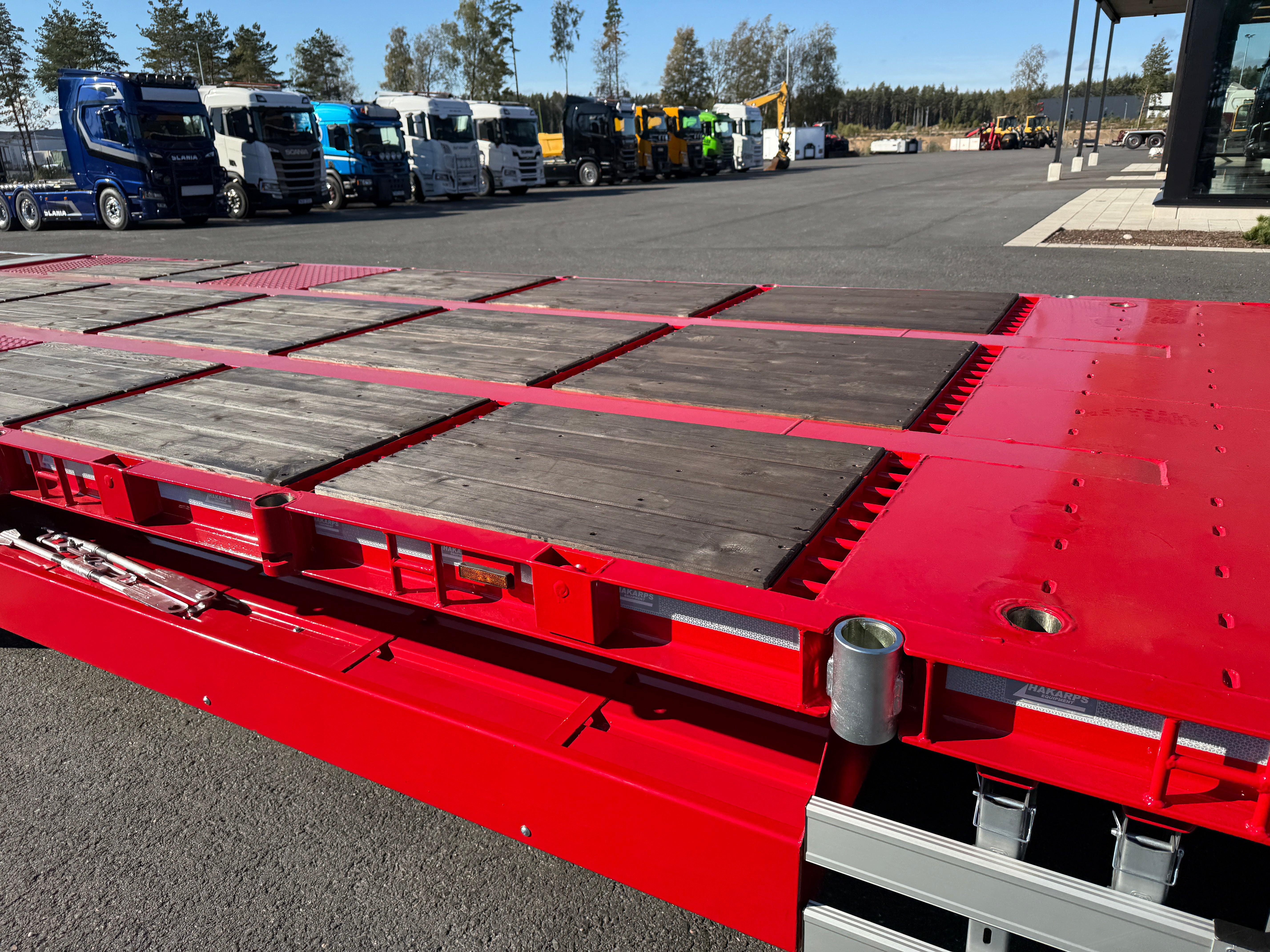 4 axlad 38 tons bodvagn 910mm hög, 10.500mm flakyta