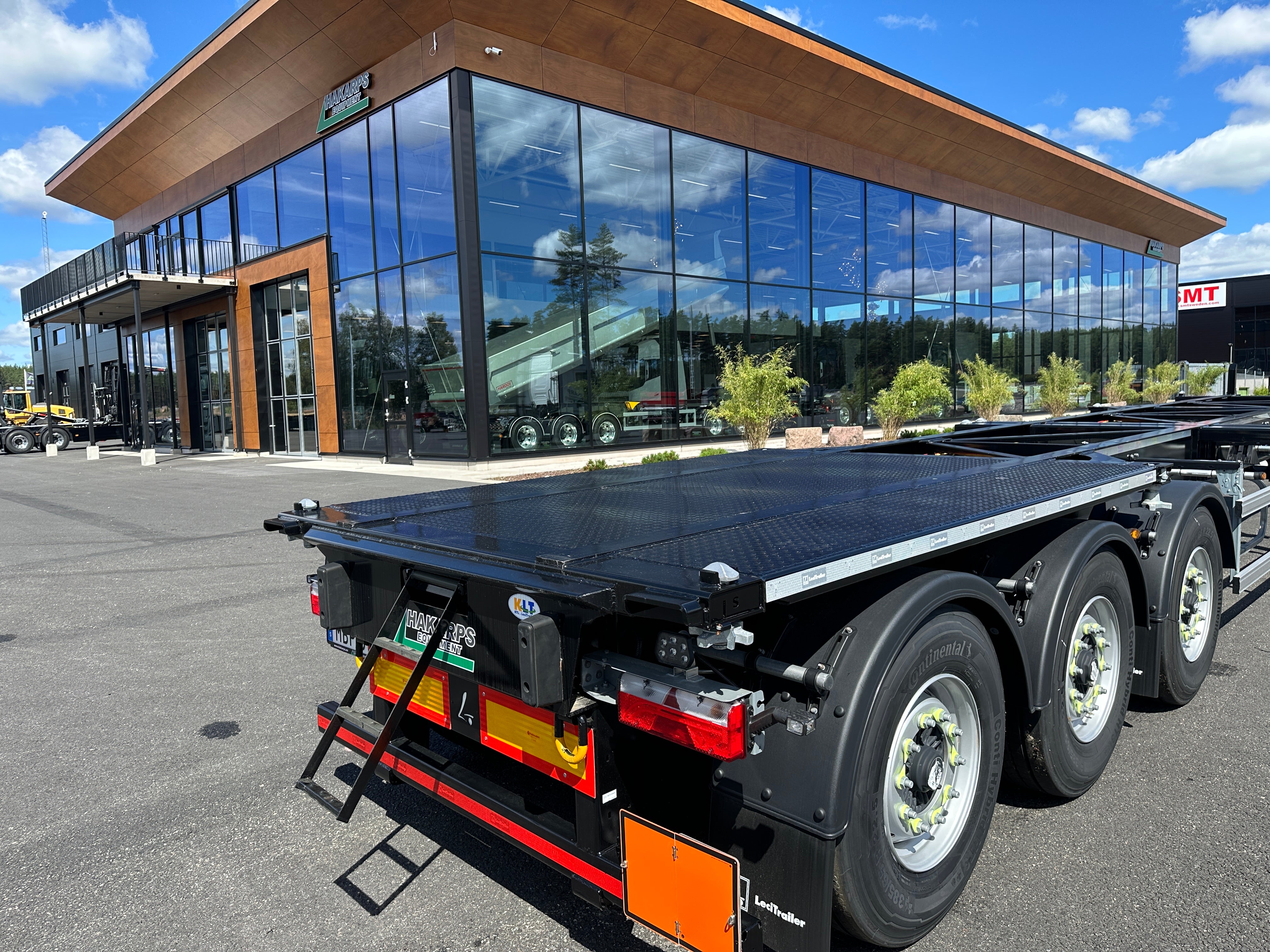 3 axlad LECI Trailer Containerchassie ADR klass