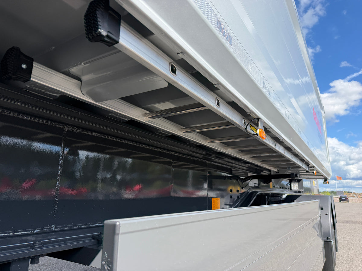 Benalu 5 axlad 42 tons tippvagn med dubbelmontage