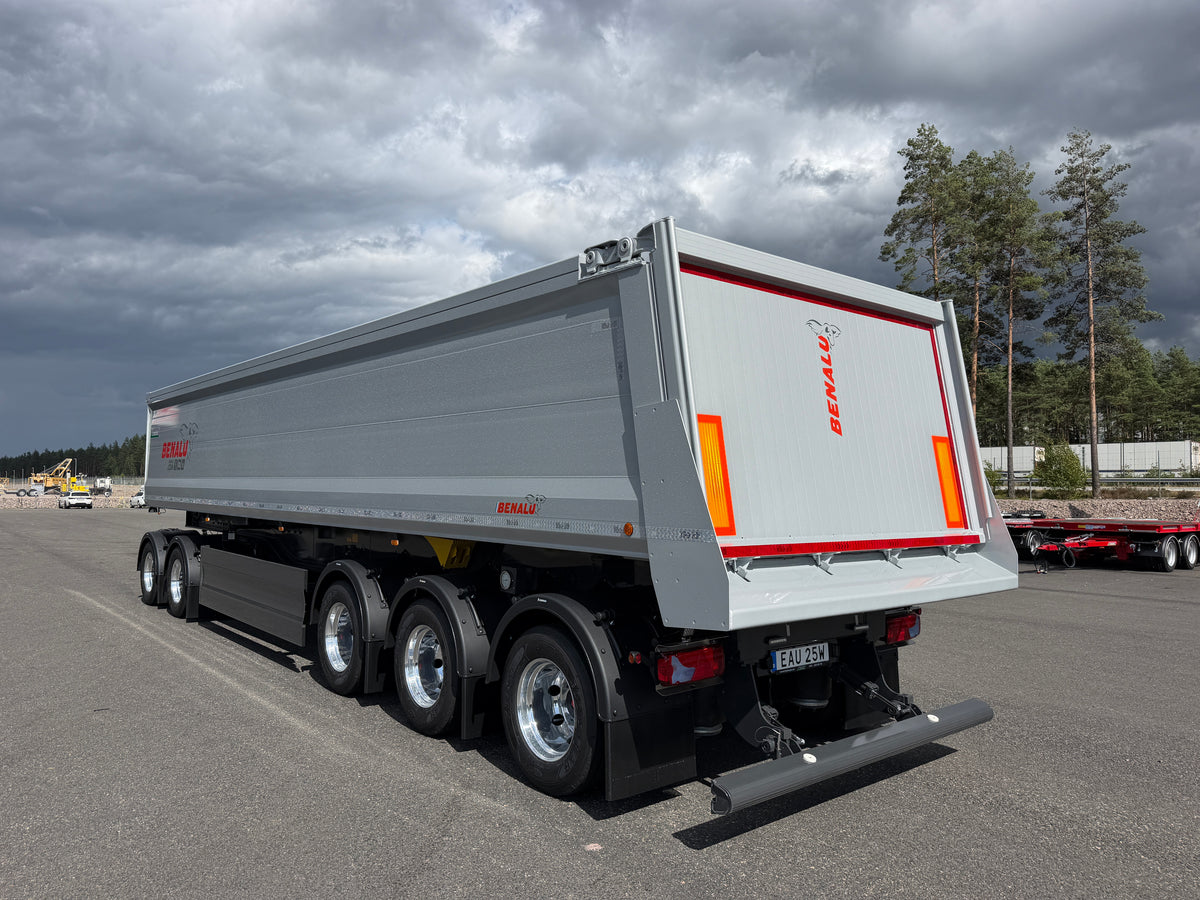 Benalu 5 axlad 42 tons tippvagn med dubbelmontage
