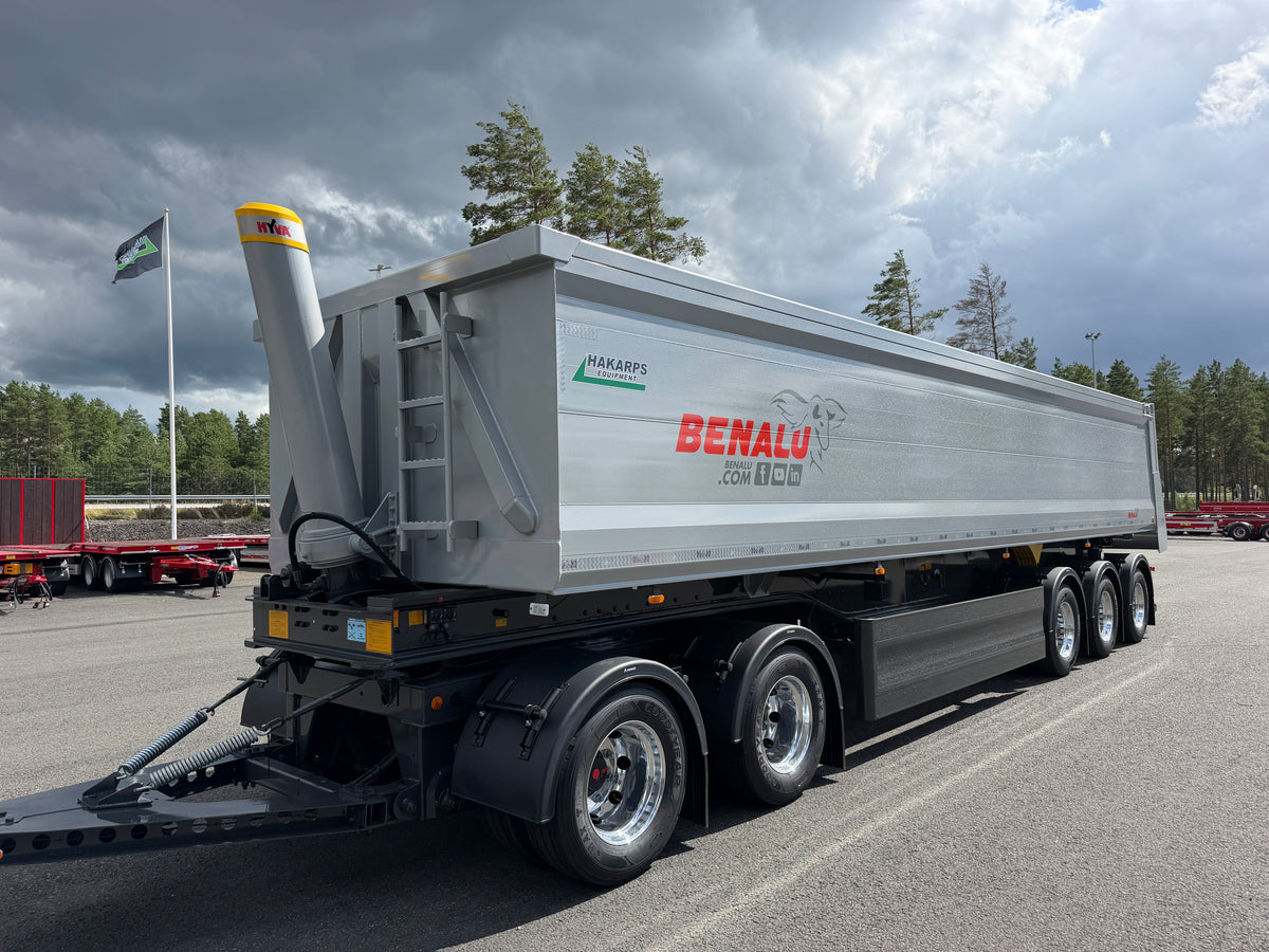 Benalu 5 axlad 42 tons tippvagn med dubbelmontage