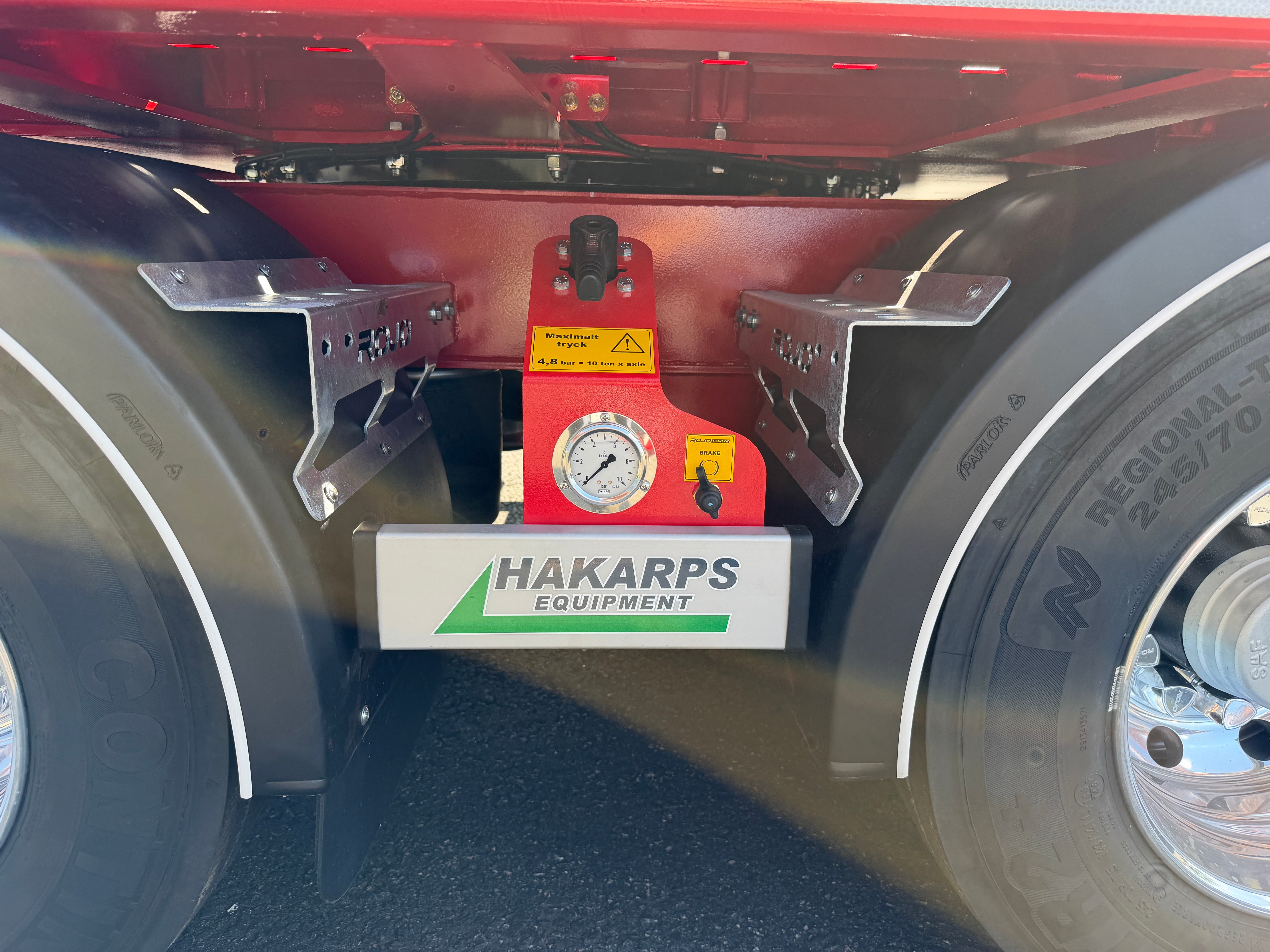 5 axlad 42 tons plan maskinvagn med uppvikbar ramp
