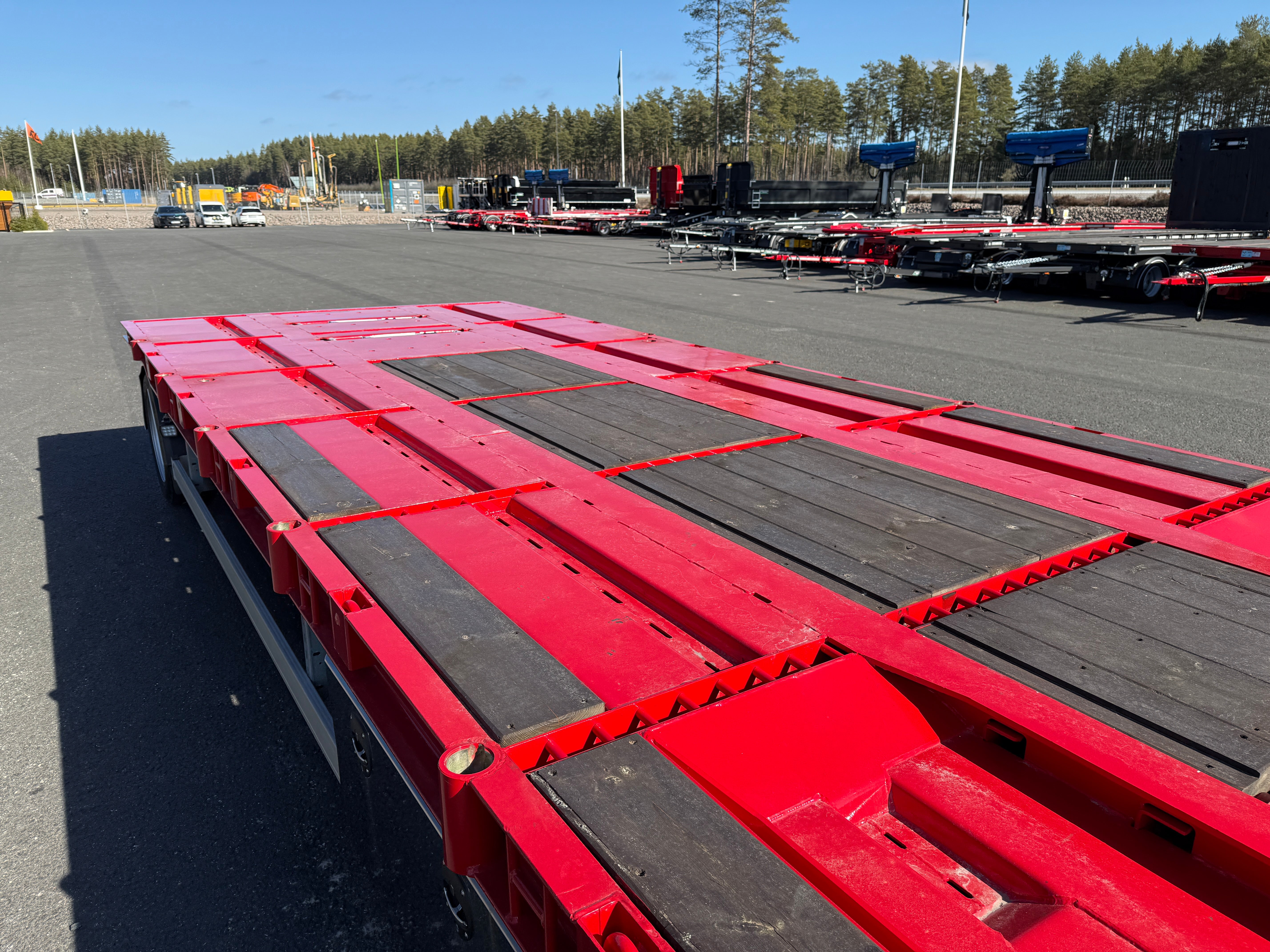 3 axlad 30 tons kombivagn för 1 flak