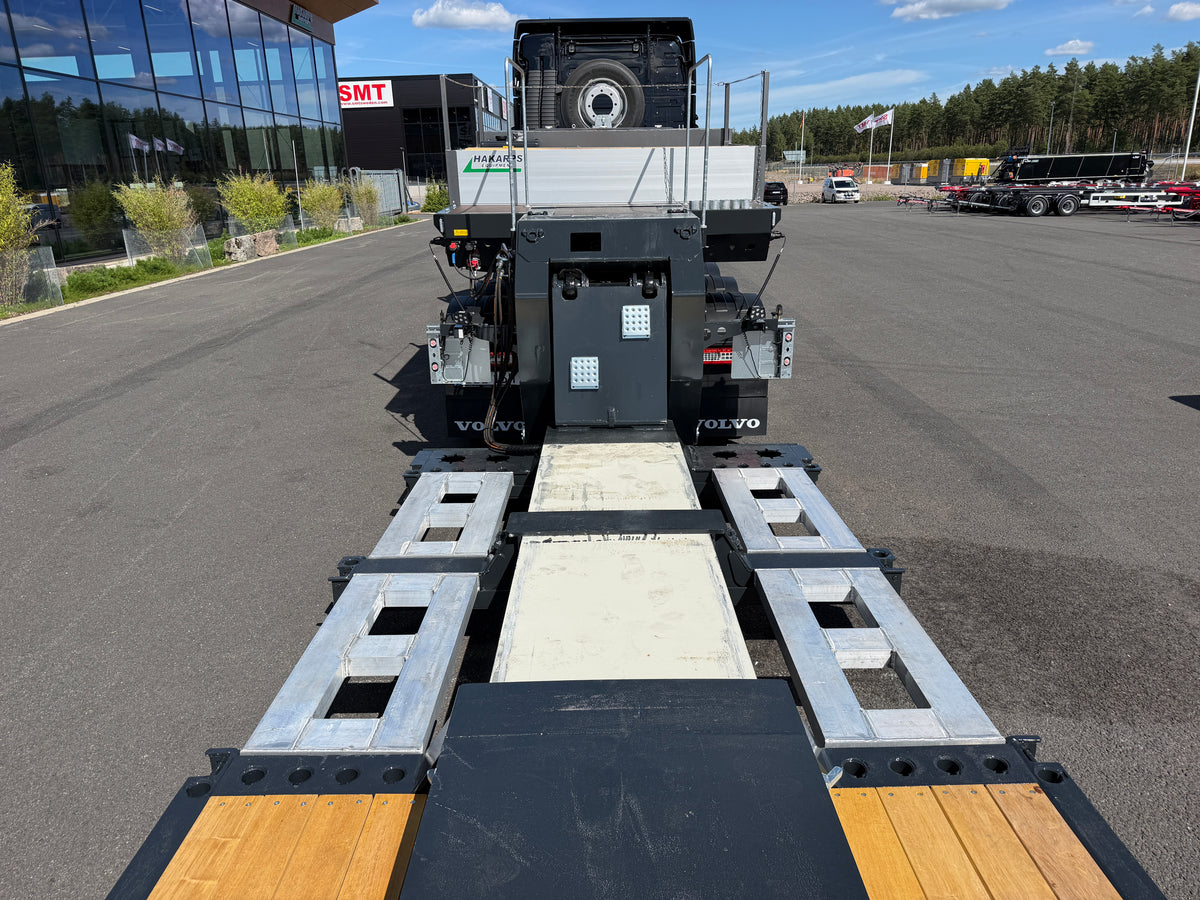 4 axlad ROJO maskintrailer avbröstningsbar svanhals med trumbon