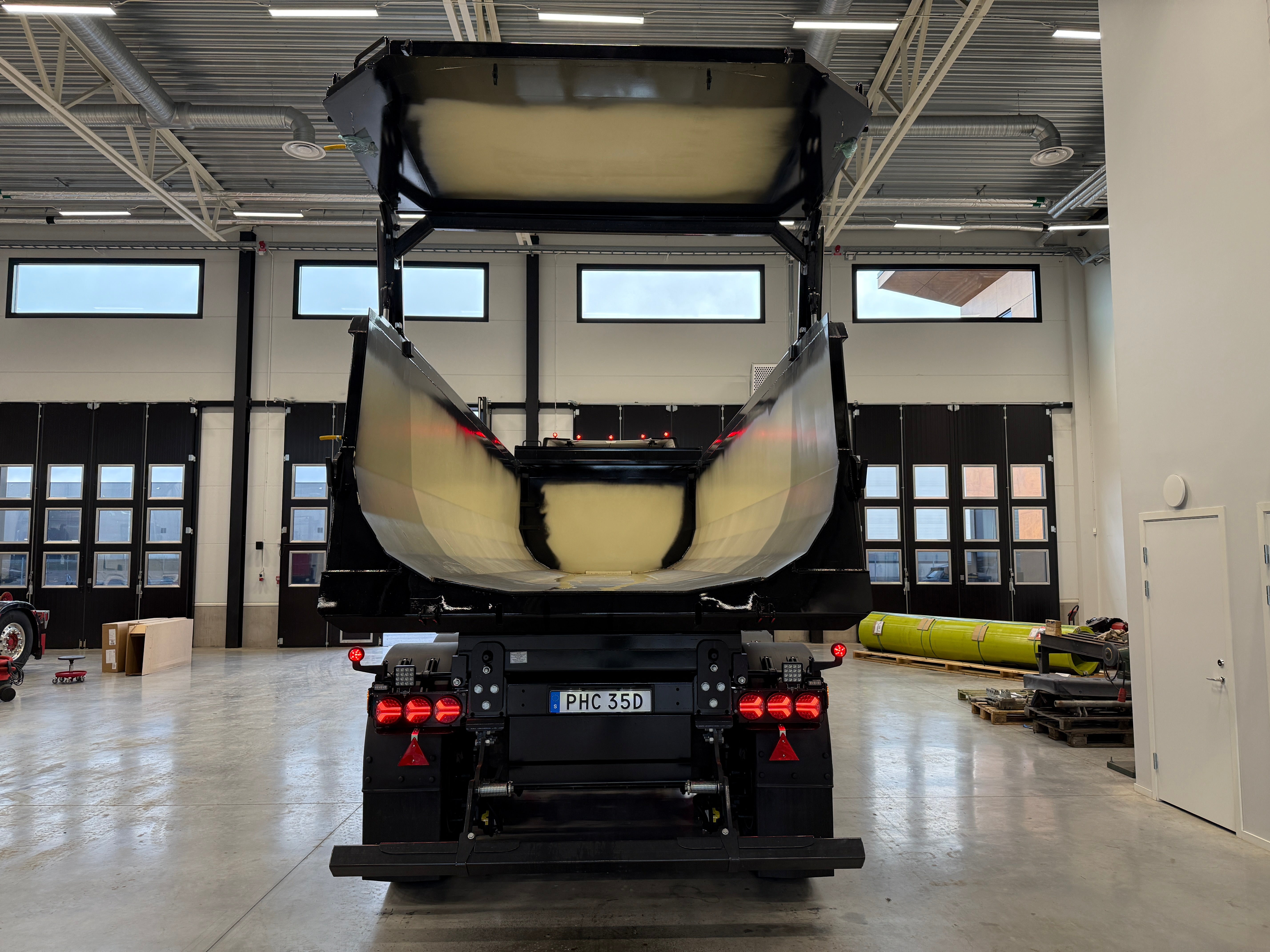 3 axlad Langendorf - Tipptrailer med skjutbar trippel