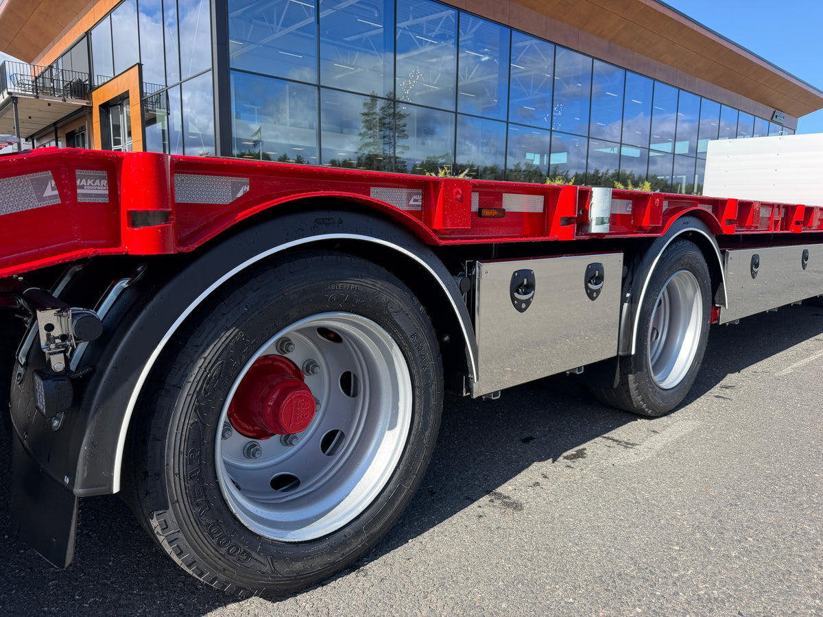 4 axlad 38 tons bodvagn 920mm hög, 10.500mm flakyta