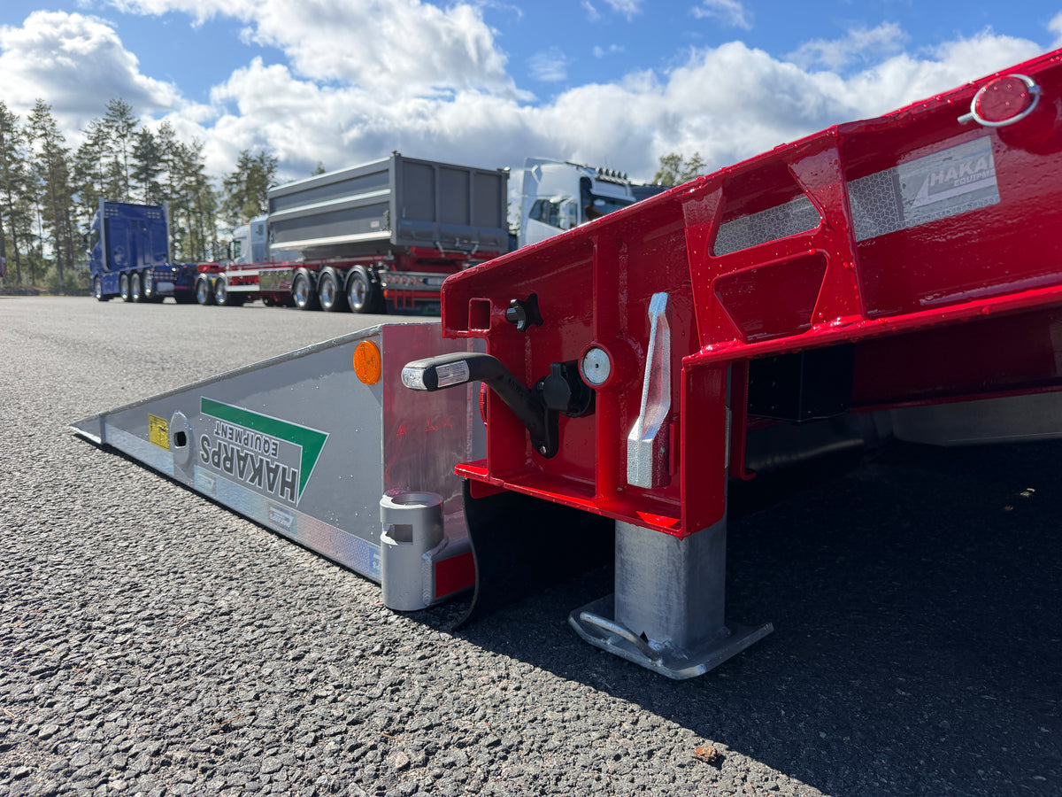 4 axlad 38 tons bodvagn 920mm hög, 10.500mm flakyta