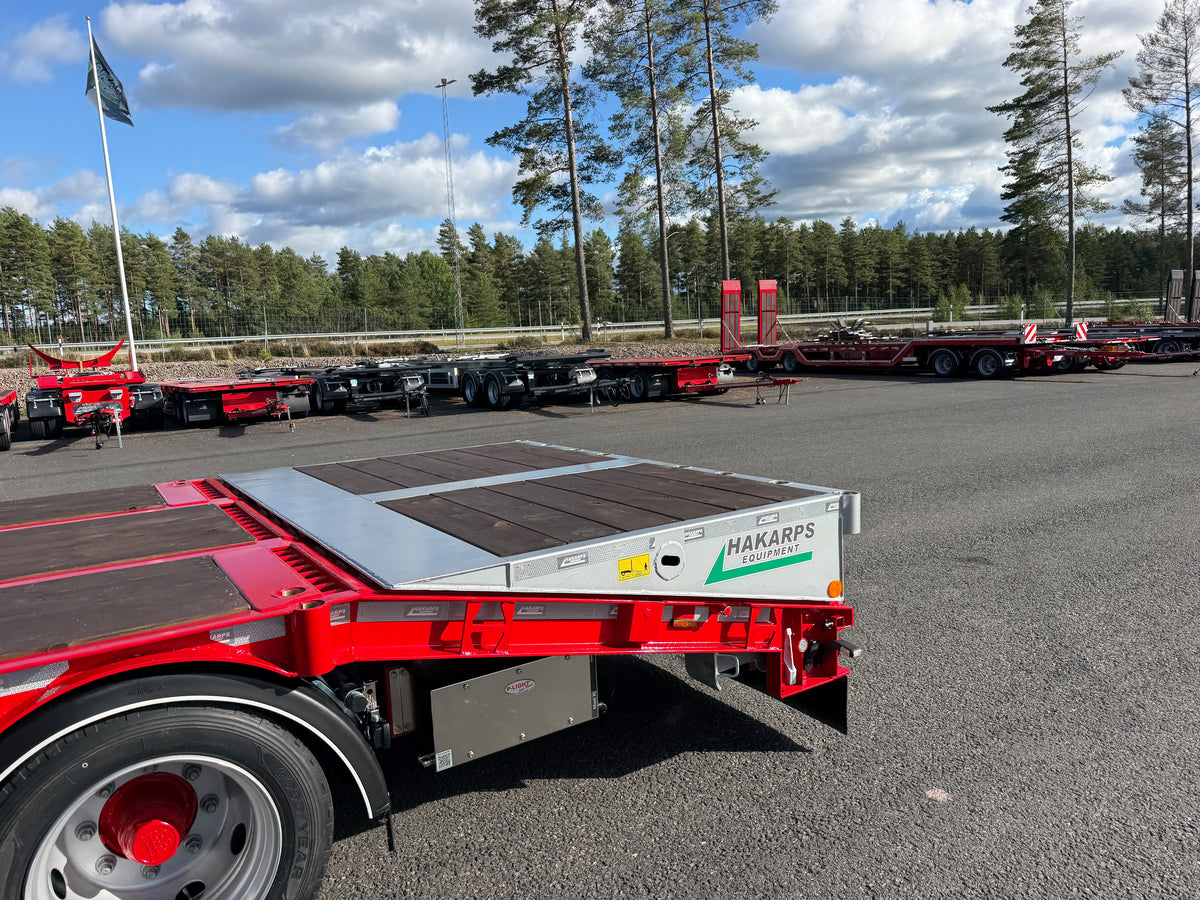 4 axlad 38 tons bodvagn 920mm hög, 10.500mm flakyta