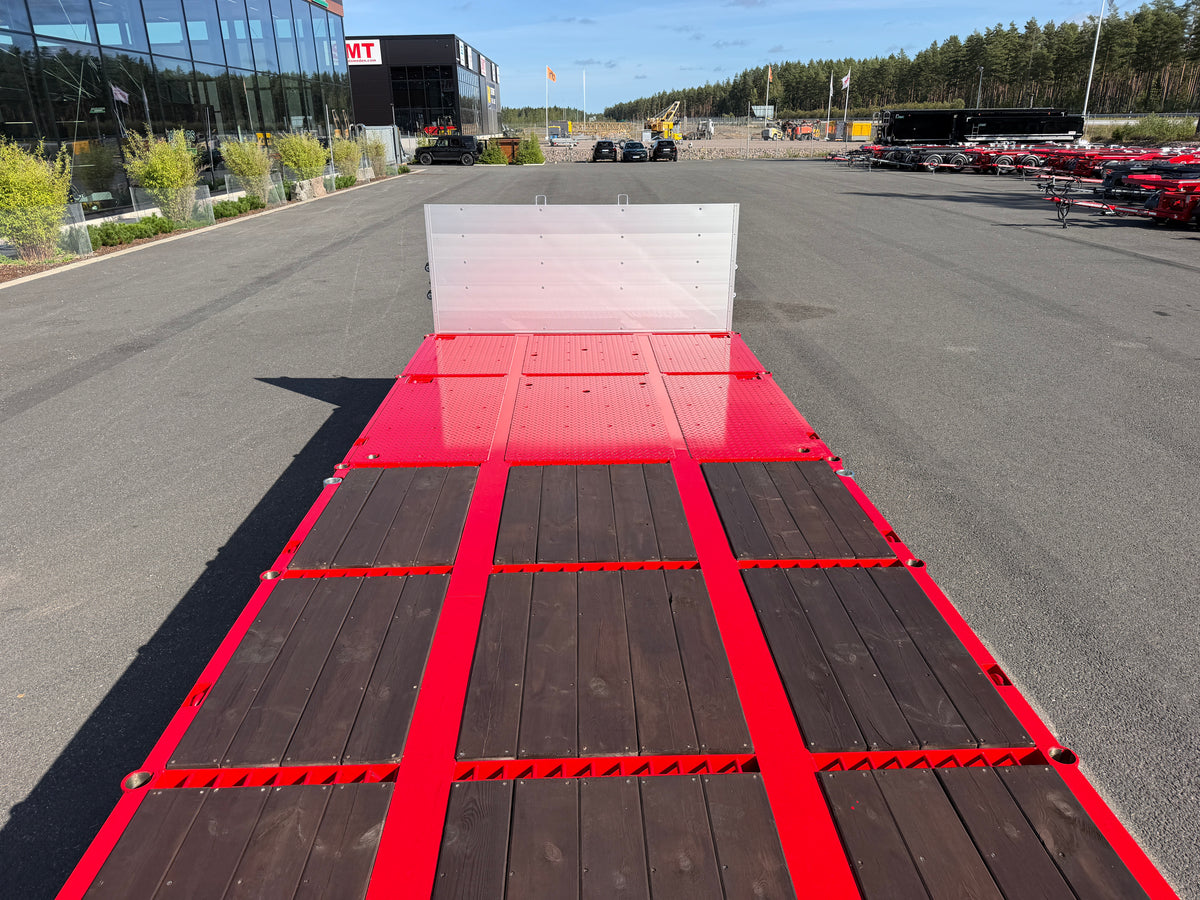 4 axlad 38 tons bodvagn 920mm hög, 10.500mm flakyta