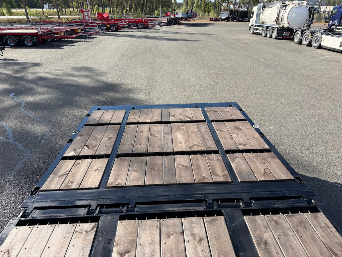 4 axlad 38 tons kombivagn med dubbelramp