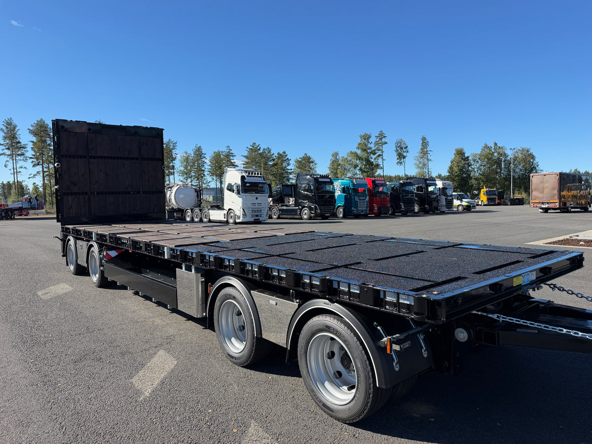 4 axlad 38 tons kombivagn med dubbelramp