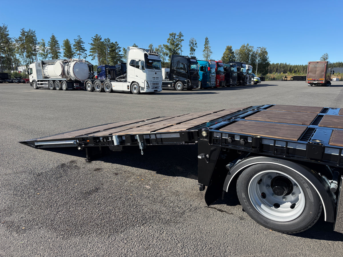 4 axlad 38 tons kombivagn med dubbelramp