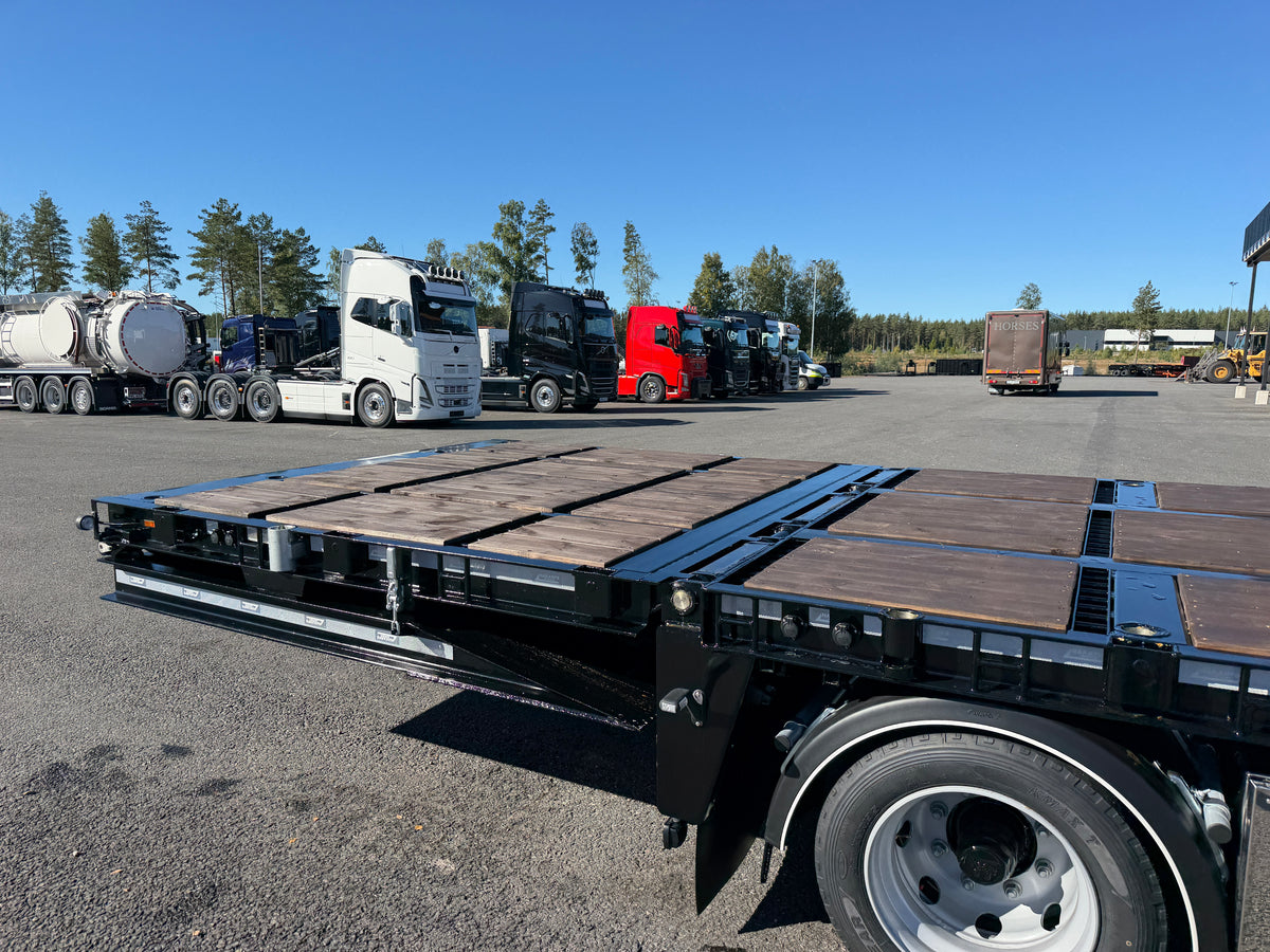4 axlad 38 tons kombivagn med dubbelramp