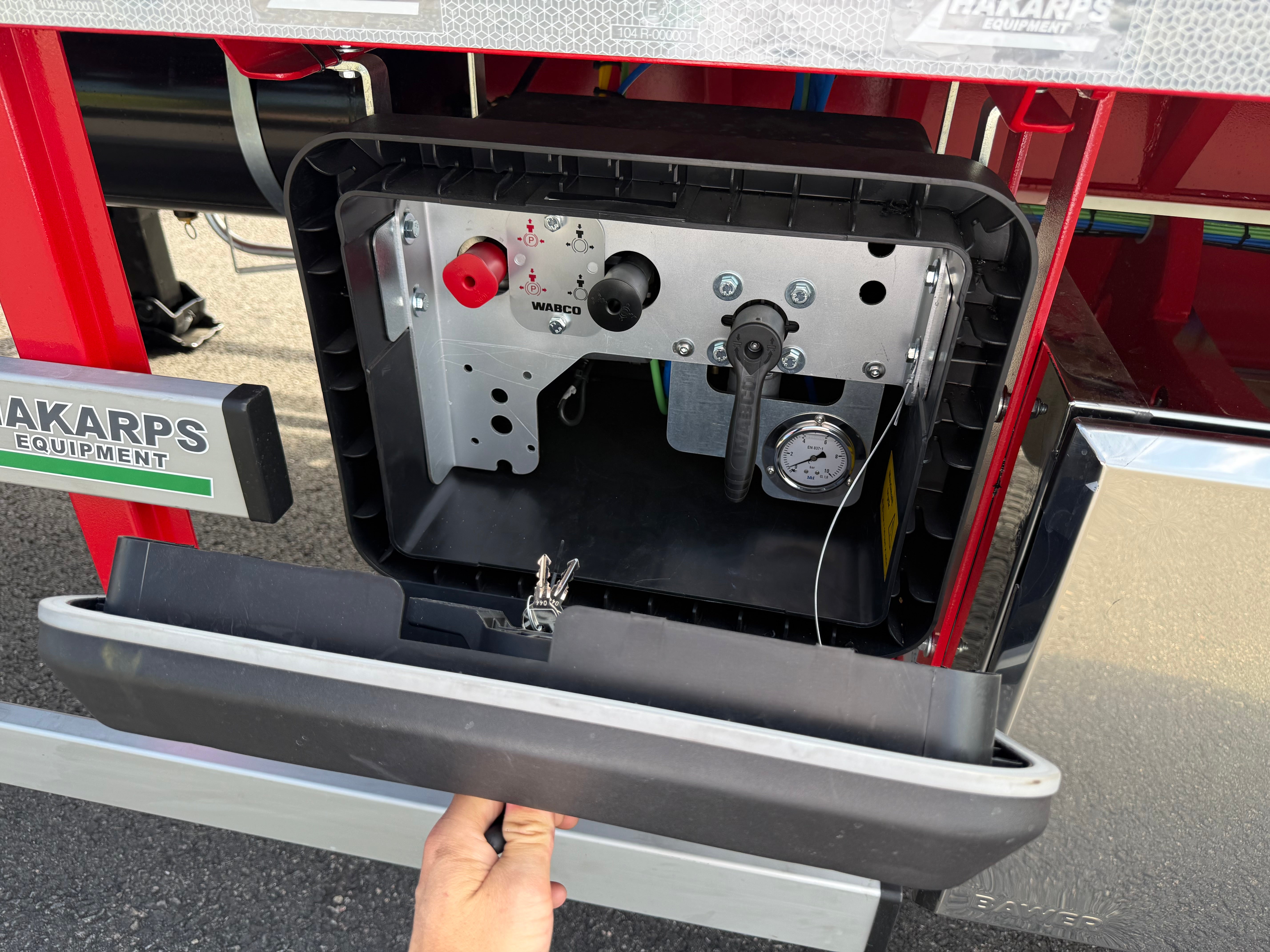 Hakarps - ROJO 4 axlad 18,5m rak trailer, styrning axl 2,3,4