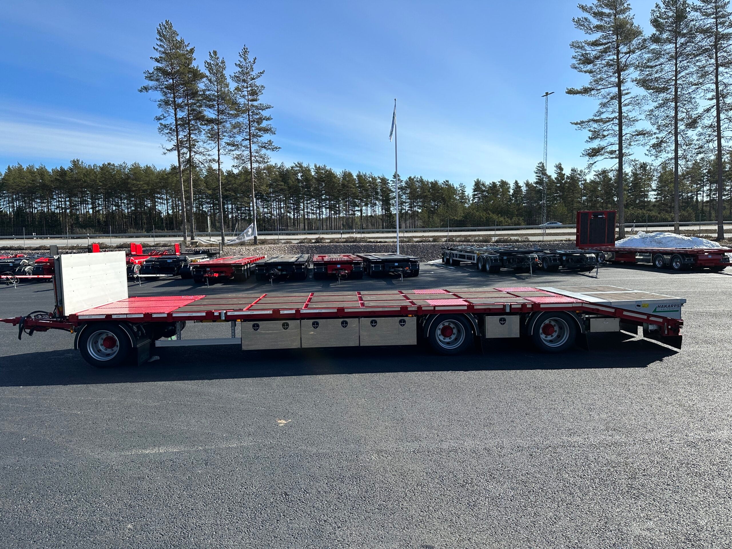 3 axlad 30 tons bodvagn 910mm hög, 10.500mm flakyta