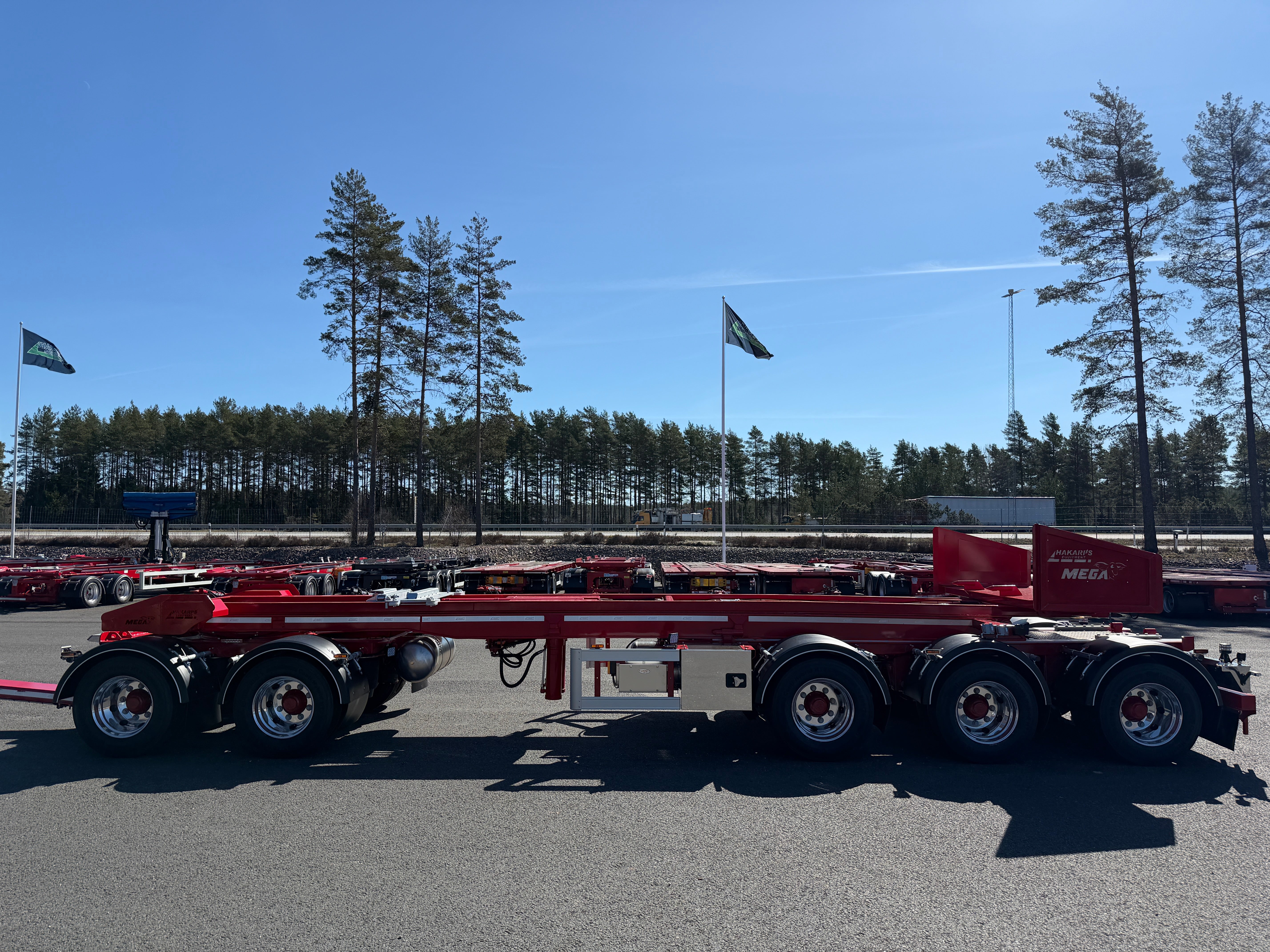 5 axlad 42 tons lastväxlarvagn med tipp, skjutbar boggie och flak