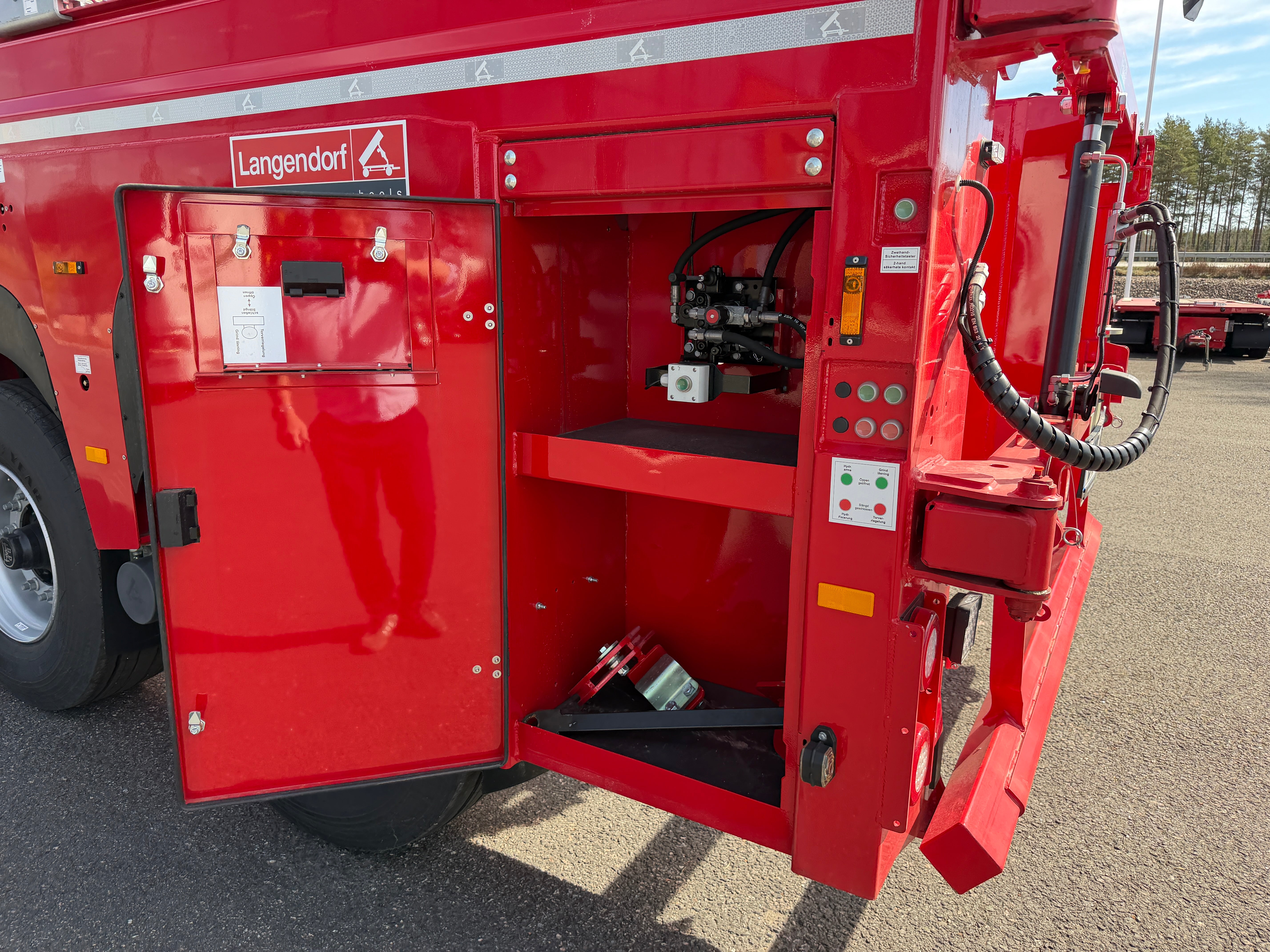 Langendorf 3 axlad bygeltrailer