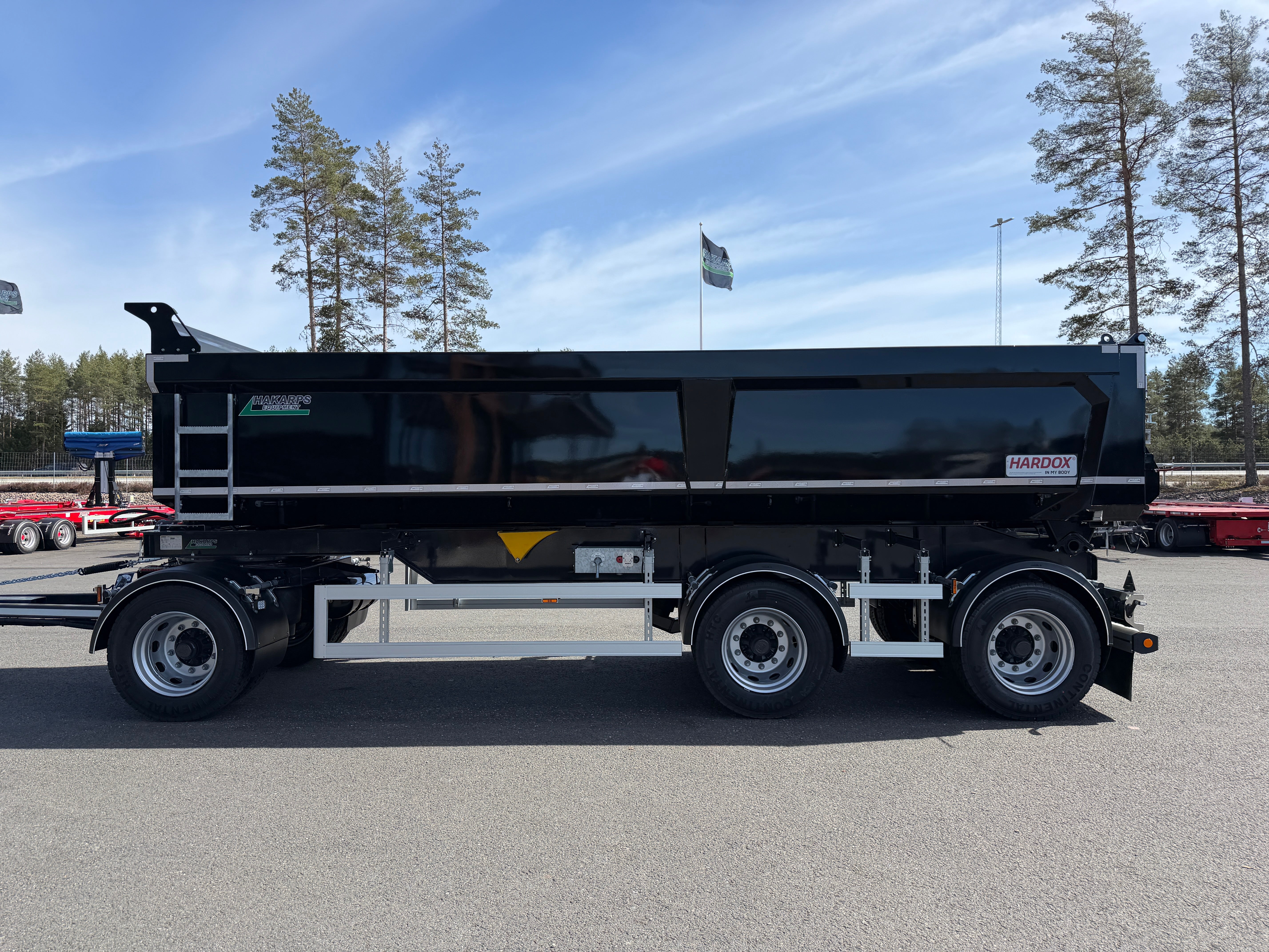 30 tons dumpervagn med skjutbar dragstång
