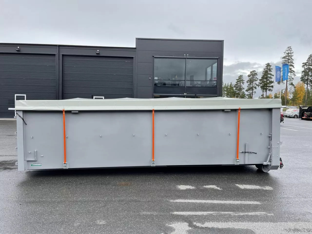 Spannmålsflak med täckning