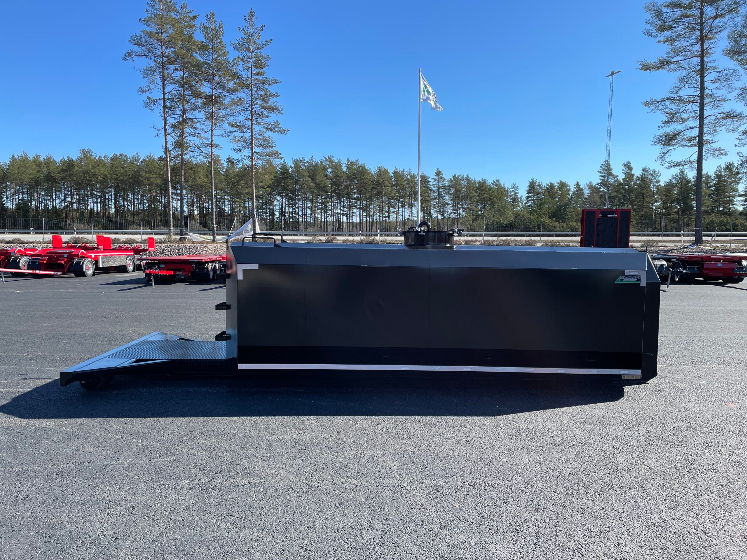 12,5m3 vattentank i Rostfritt på lastväxlarram