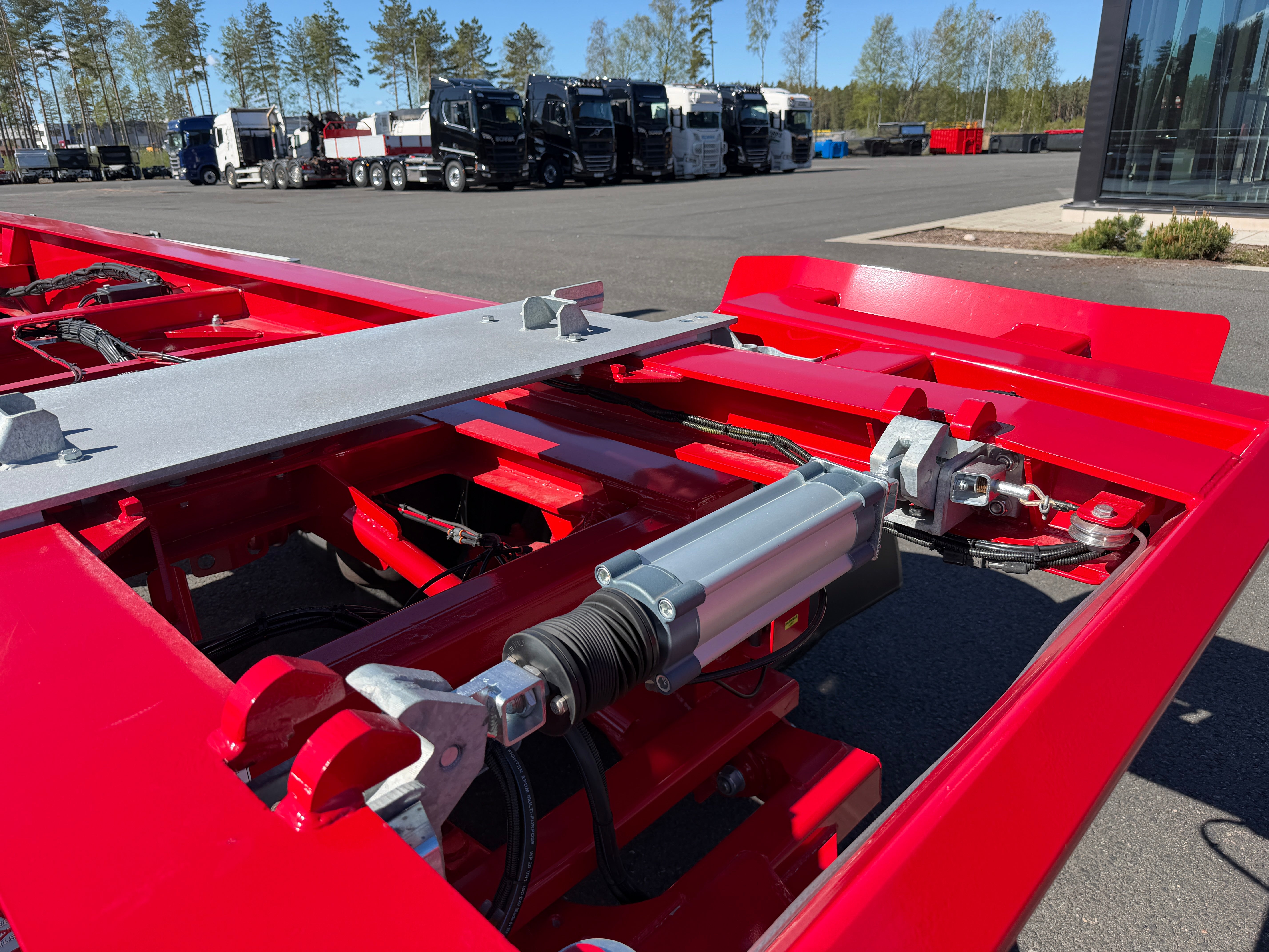 4 axlad 38 tons lastväxlarvagn med HyCover