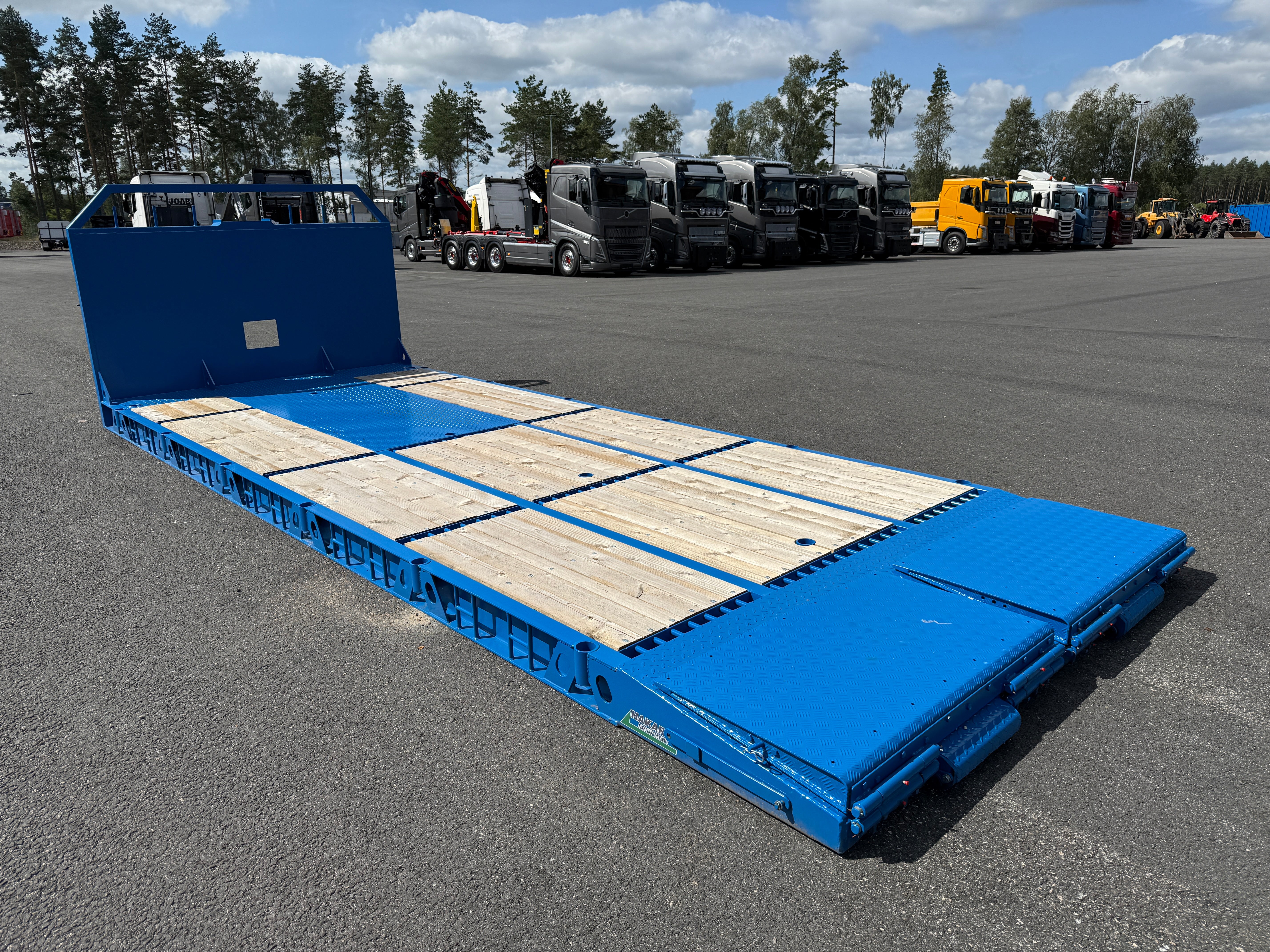 Maskinflak med stegar och sandwich ramp