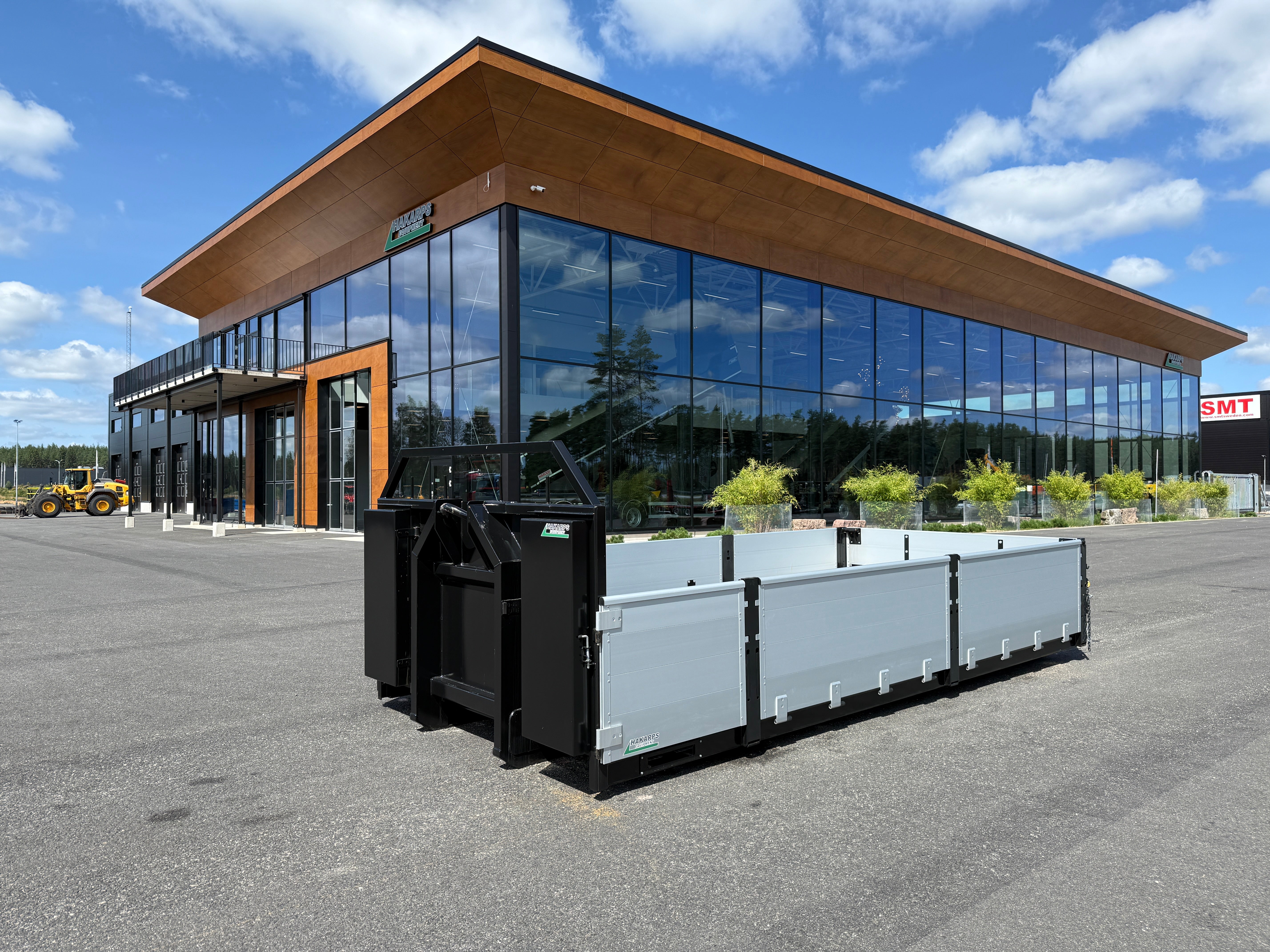 Lastväxlarflak med aluminiumlämmar grusförstärkt 5.600mm