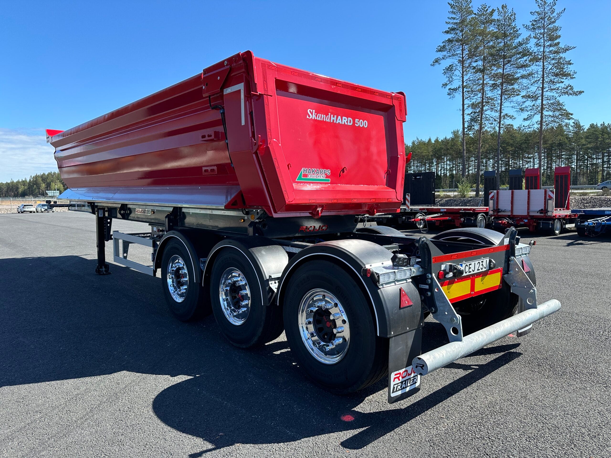 3 axlad ROJO - Tipptrailer med skjutbar trippel
