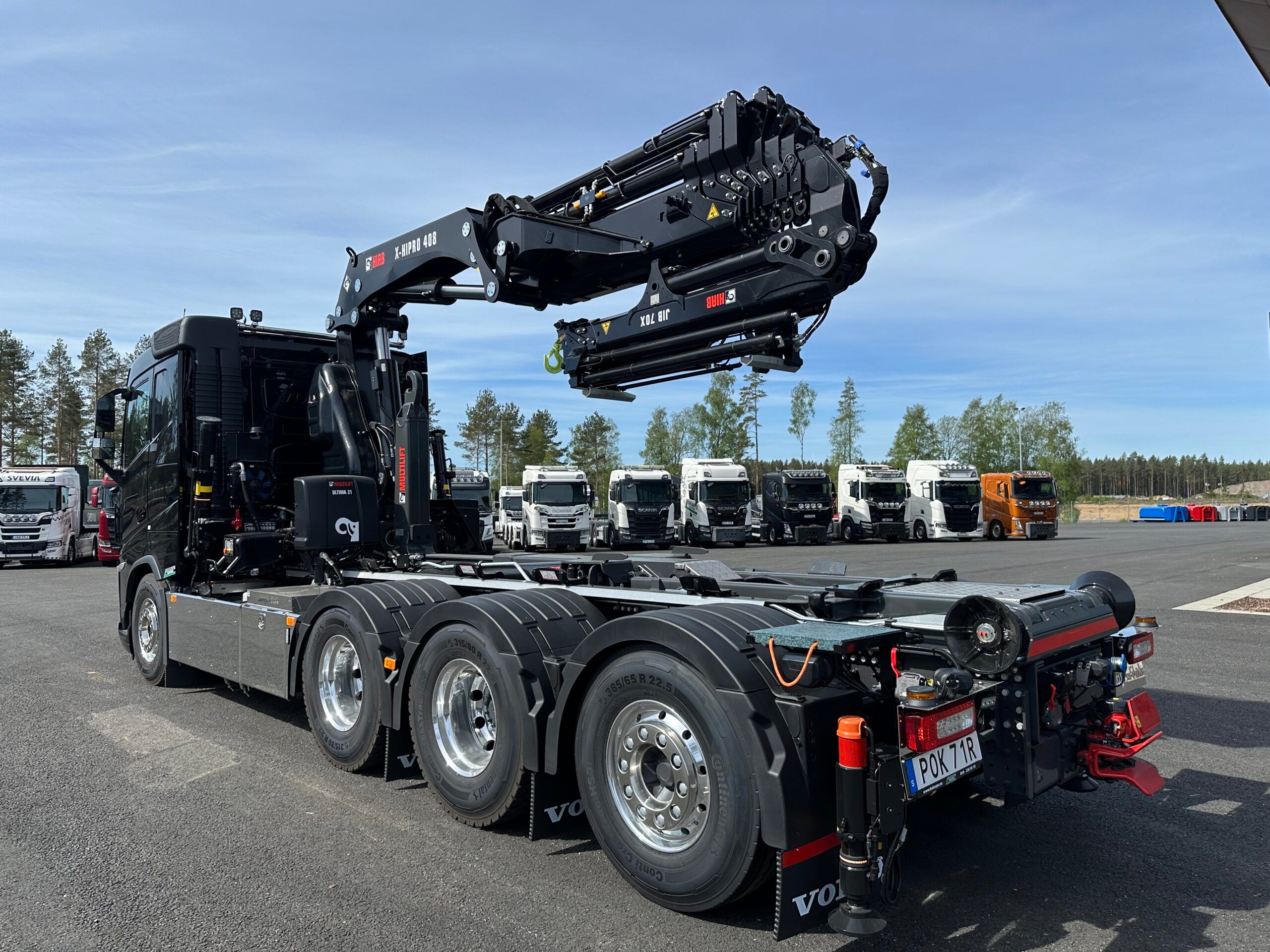 Volvo FH500 Tridem kranväxlare Hiab 408 E6 med jibb