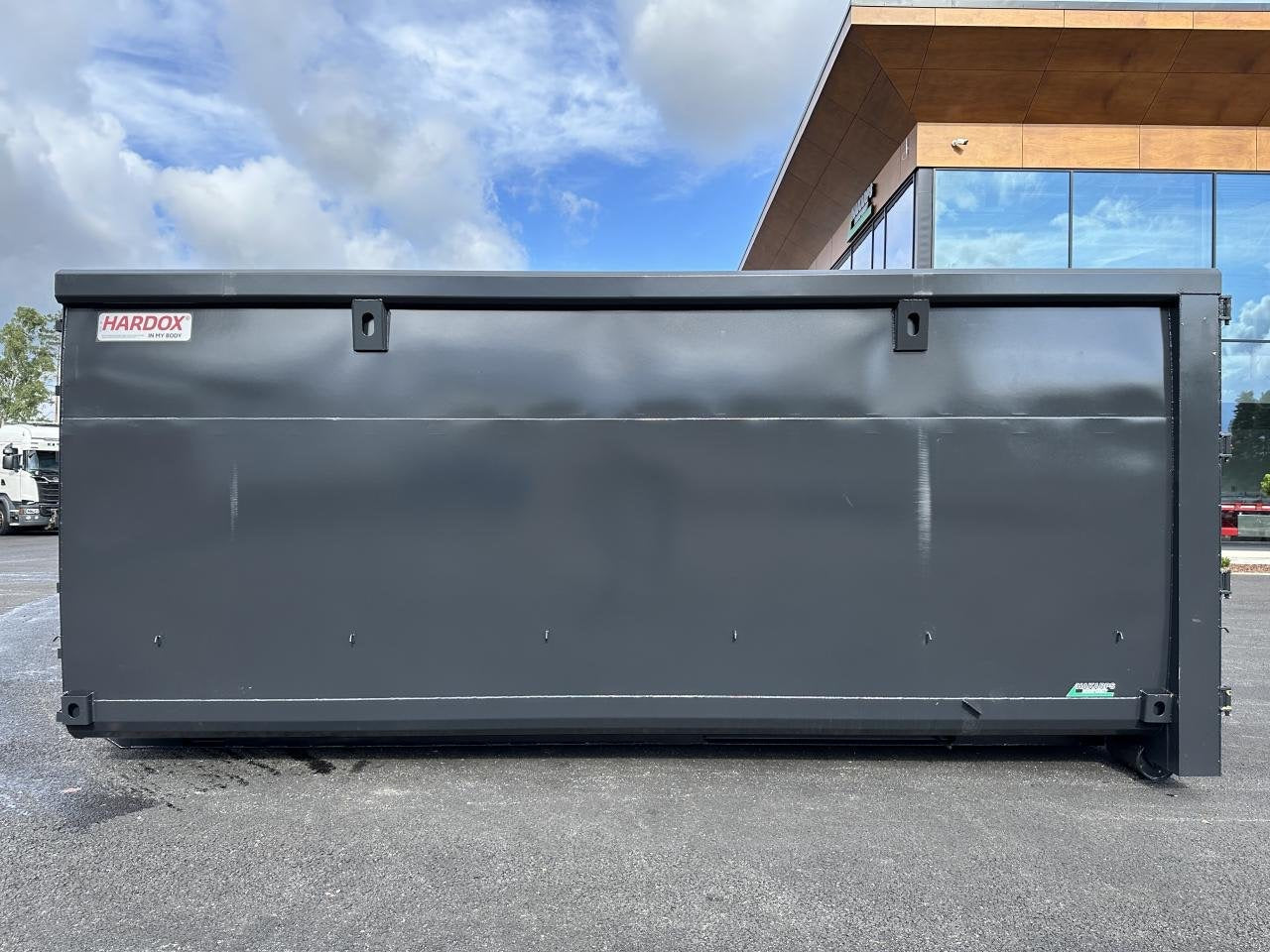 Hakarps - 35m3 skrotcontainer / rivningscontainer i Hardox