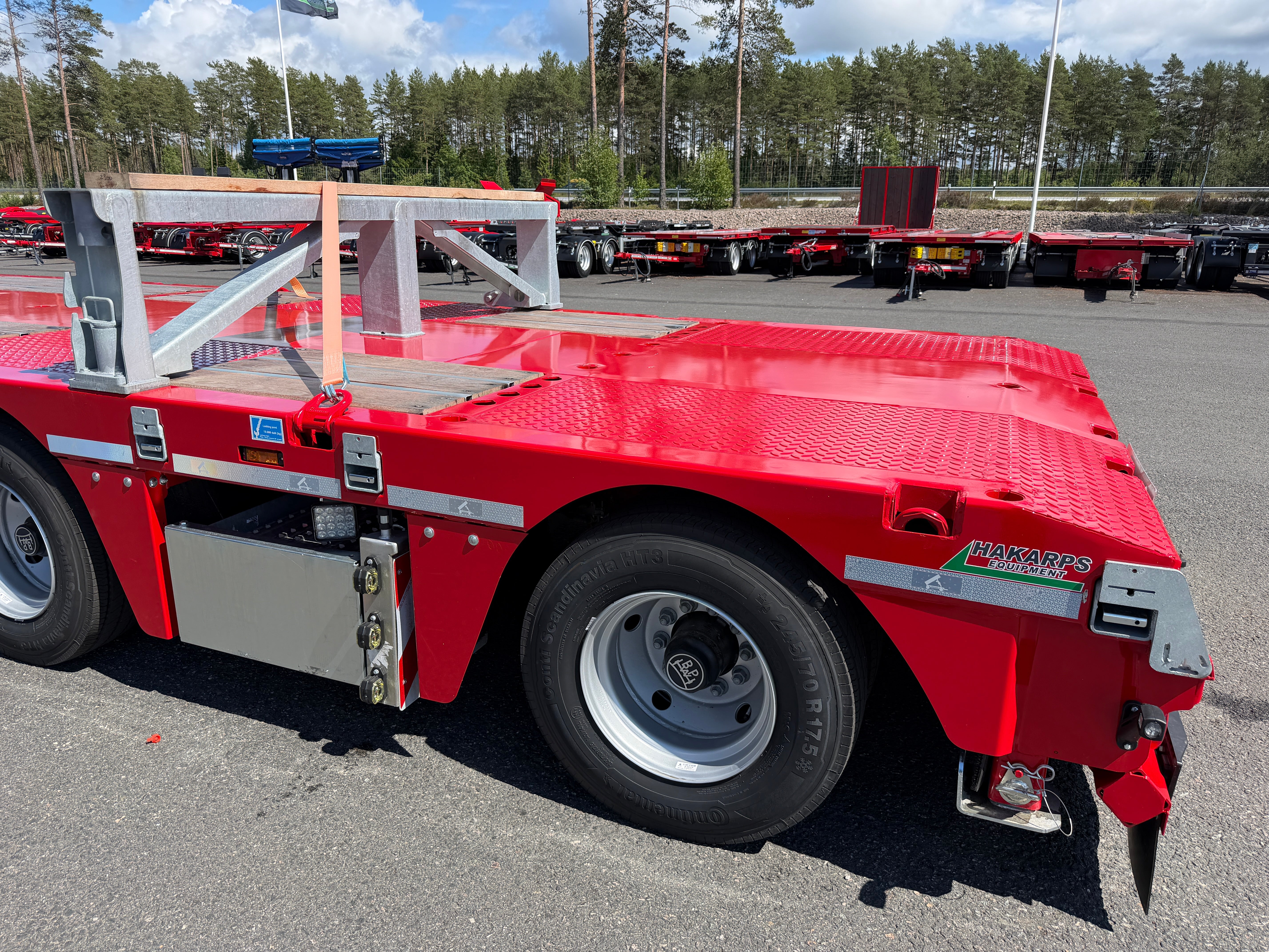 Langendorf 4 axlad 18,4m jumbotrailer med VSE styrning