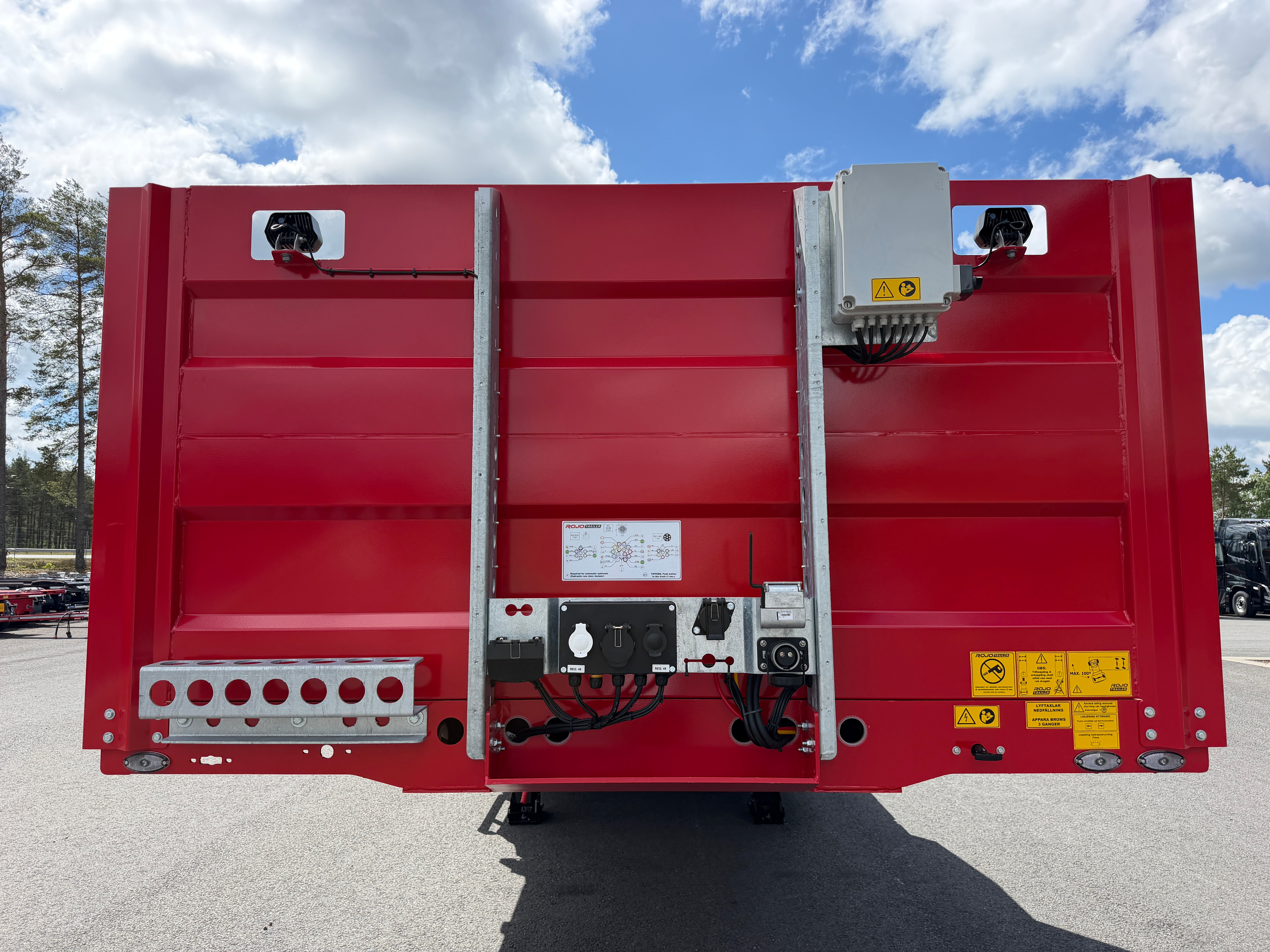 4 axlad ROJO 18,5m jumbotrailer med hjulfickor 38 tons skattevikt