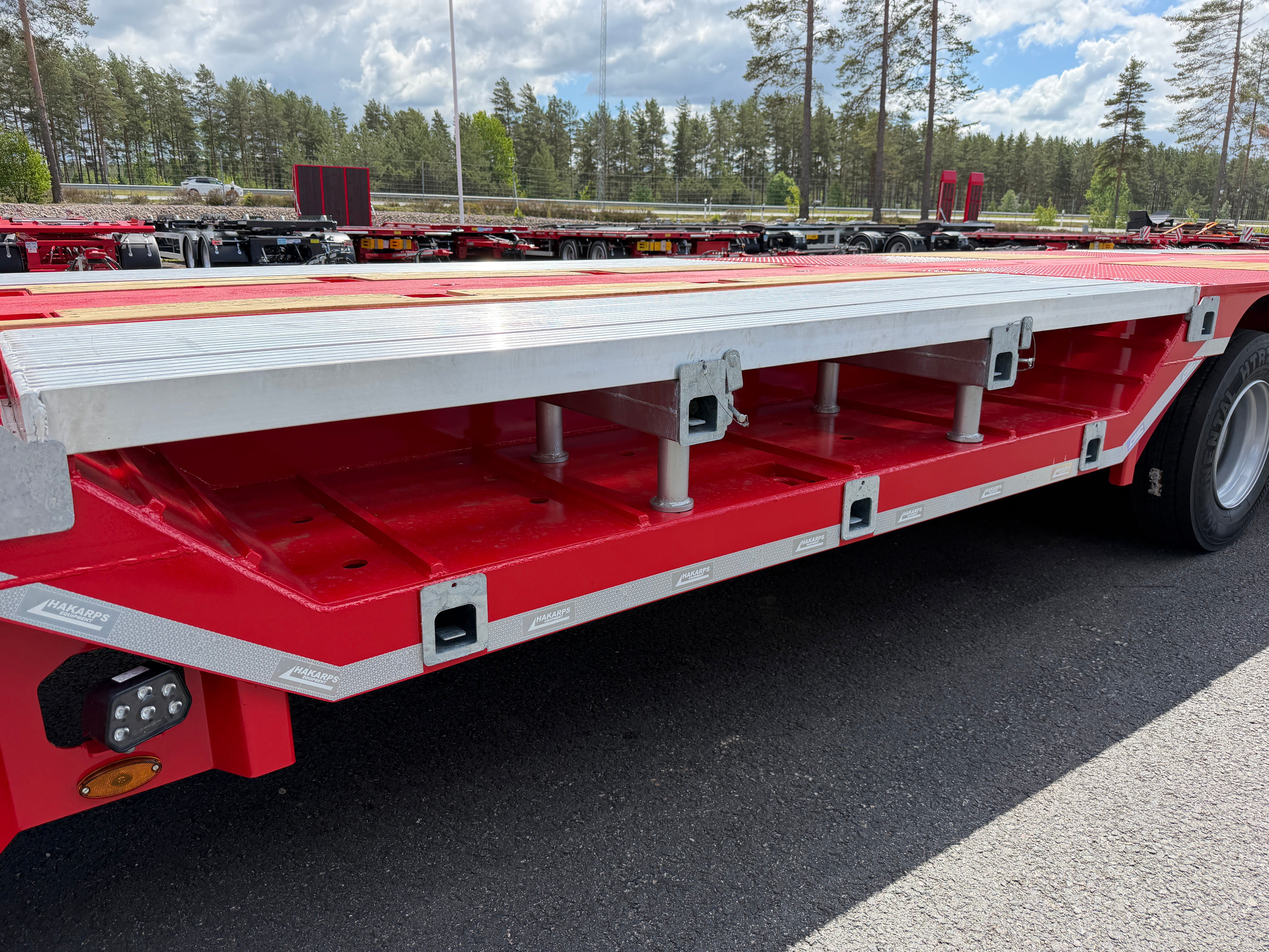 4 axlad ROJO 18,5m jumbotrailer med hjulfickor 38 tons skattevikt