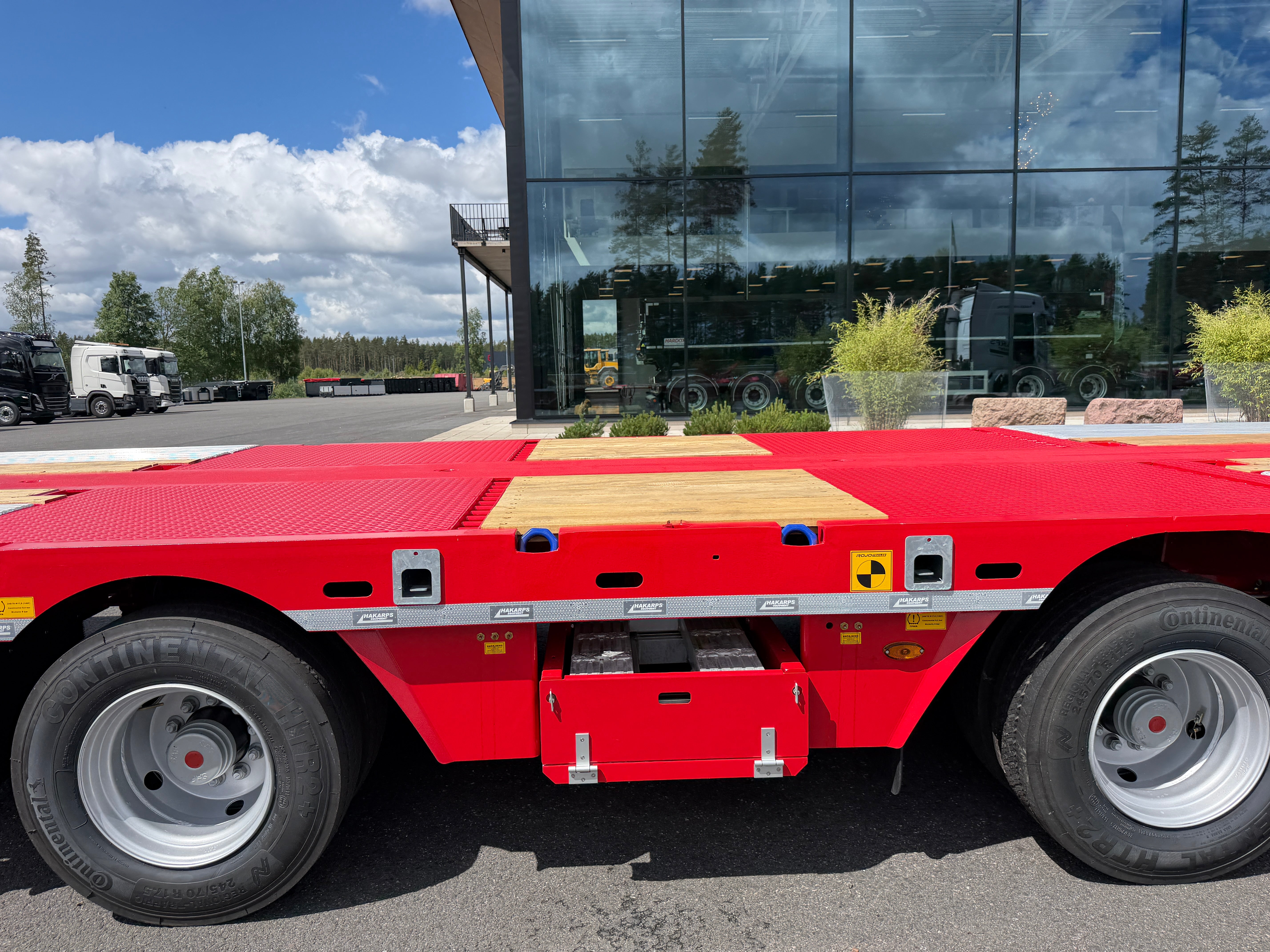 4 axlad ROJO 18,5m jumbotrailer med hjulfickor 38 tons skattevikt