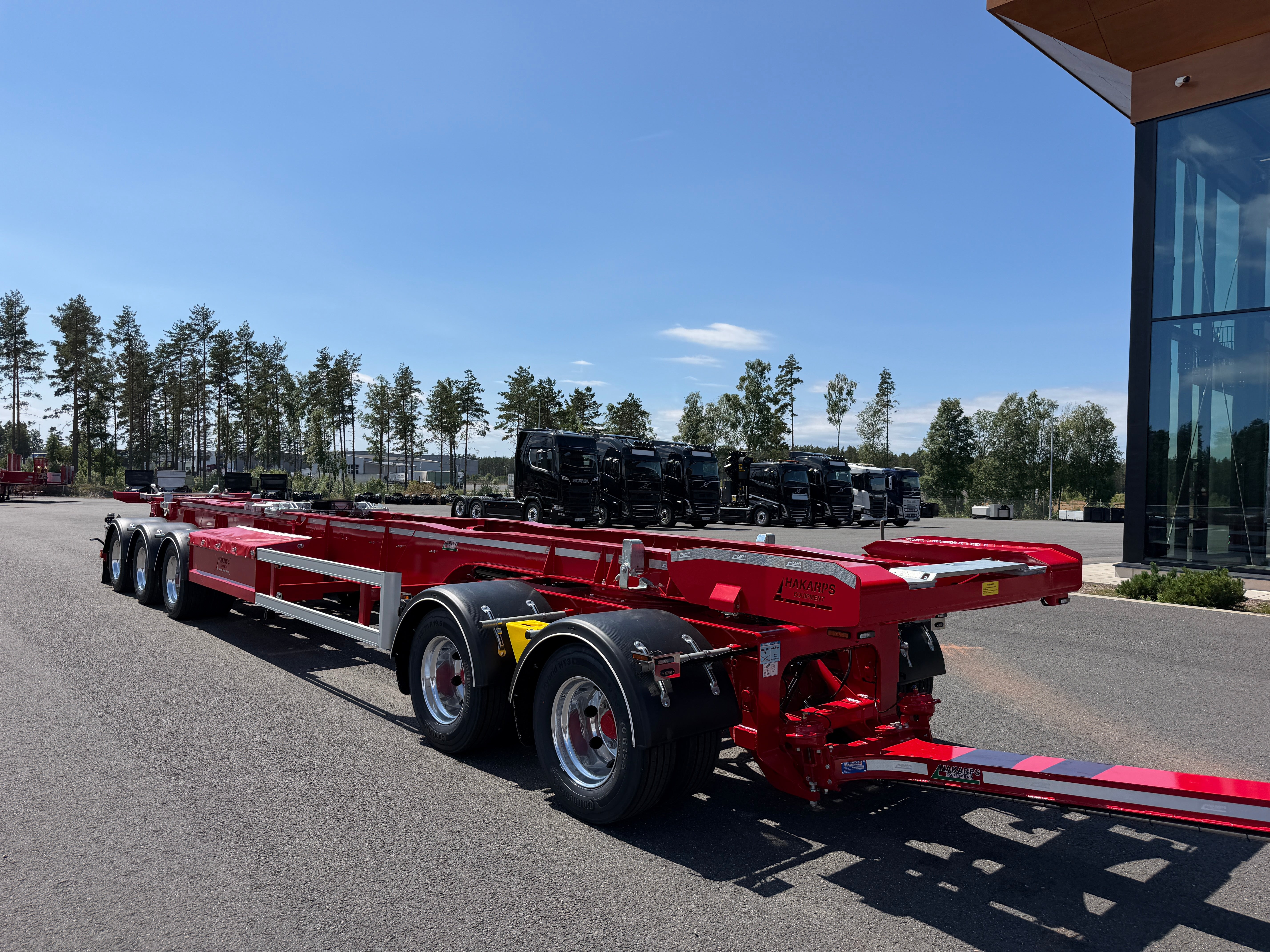 5 axlad 42 tons lastväxlarvagn 2 flak med skjutkolv + tipp