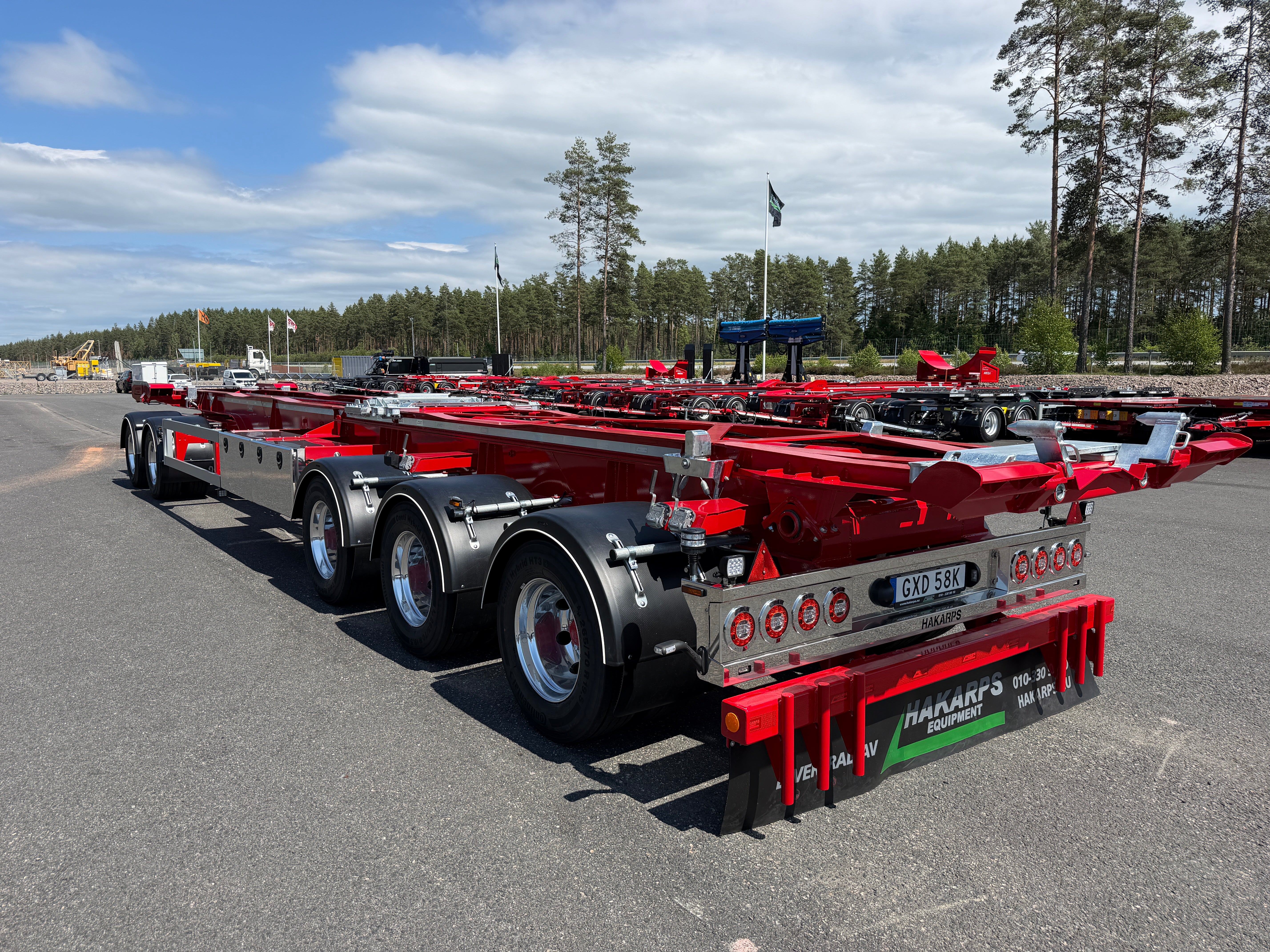 5 axlad 42 tons lastväxlarvagn 2 flak med skjutkolv + tipp